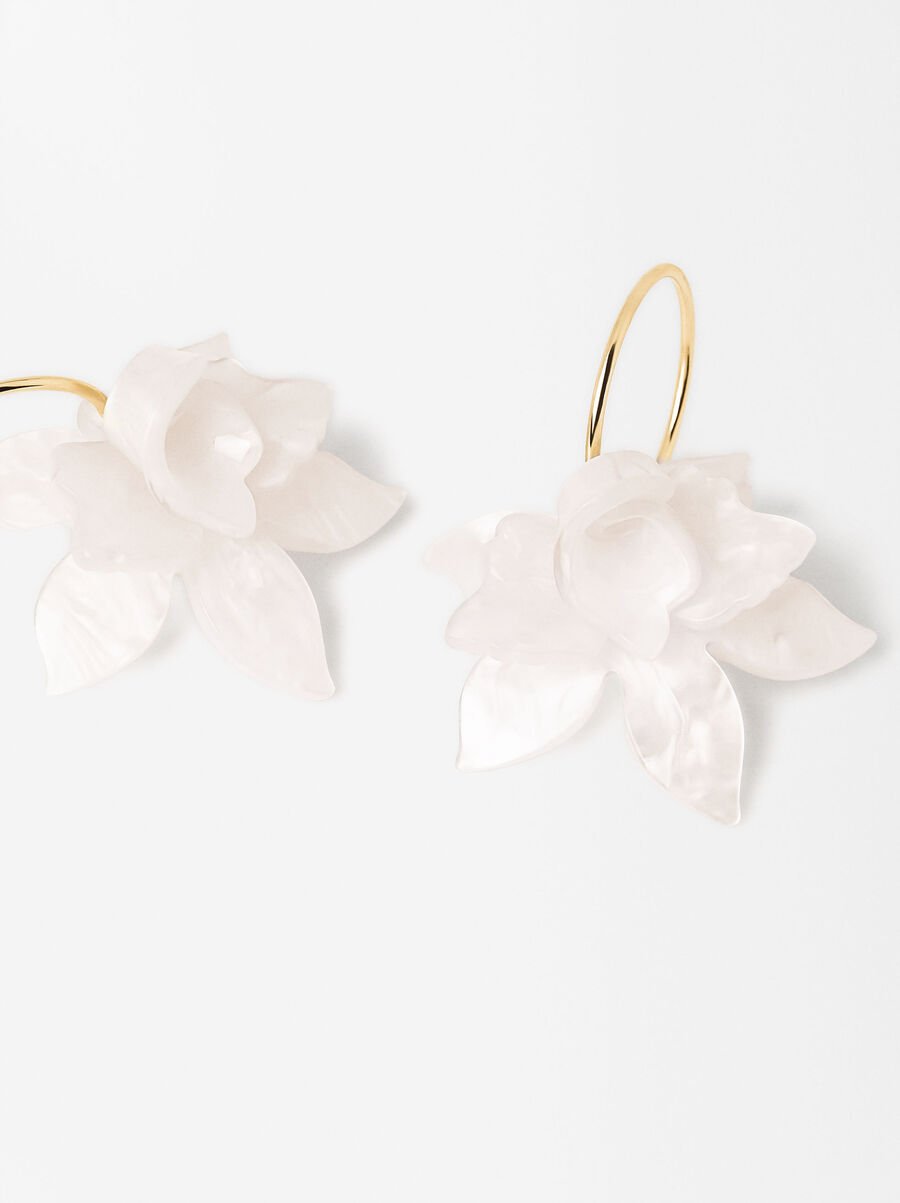 Flower hoop earrings