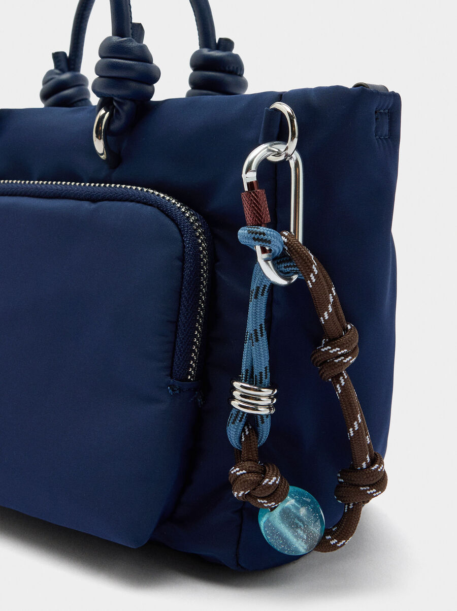 Bolso tote de nylon con colgante S