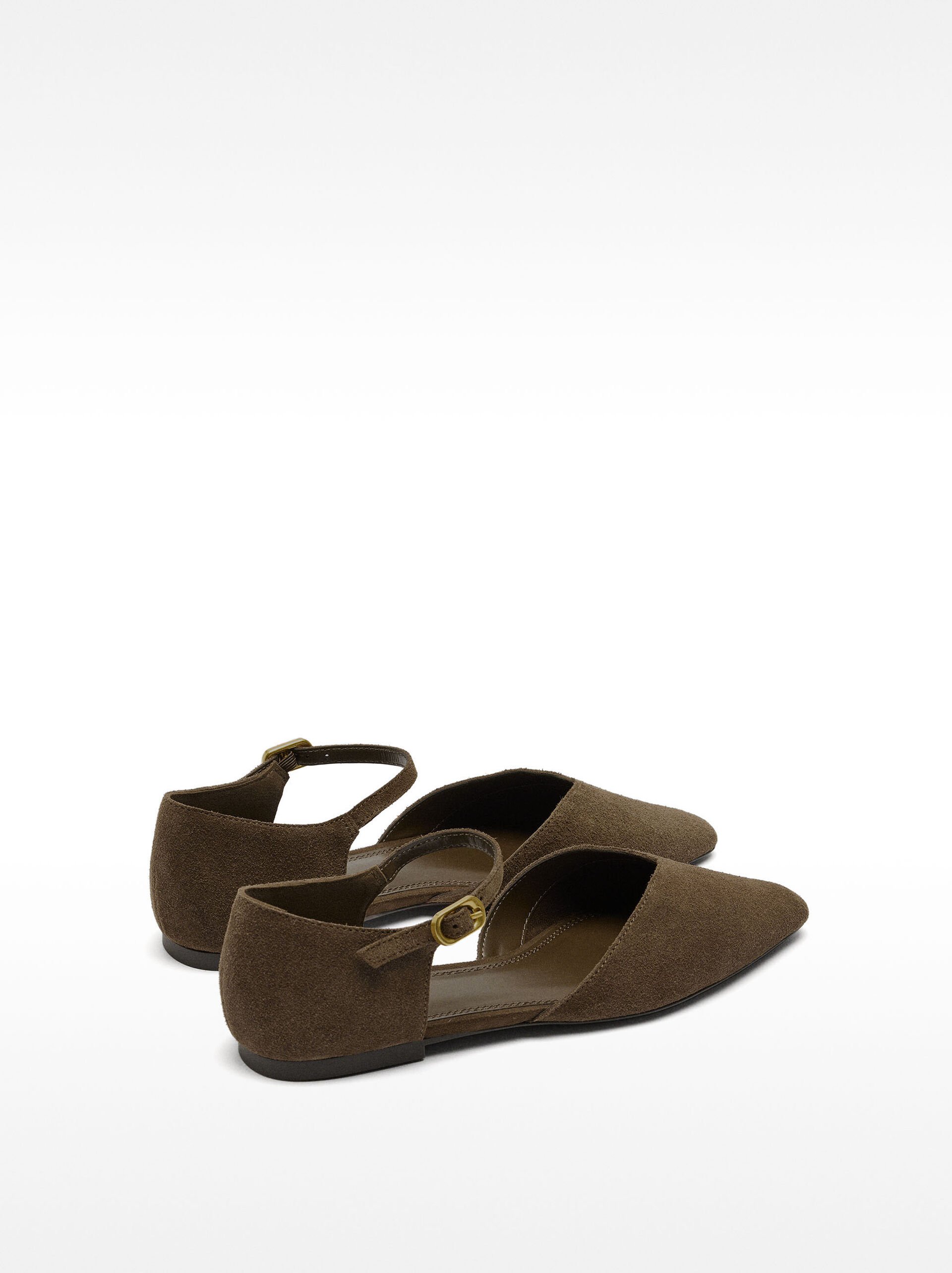 Leather ballet flats with bracelet image number 4.0
