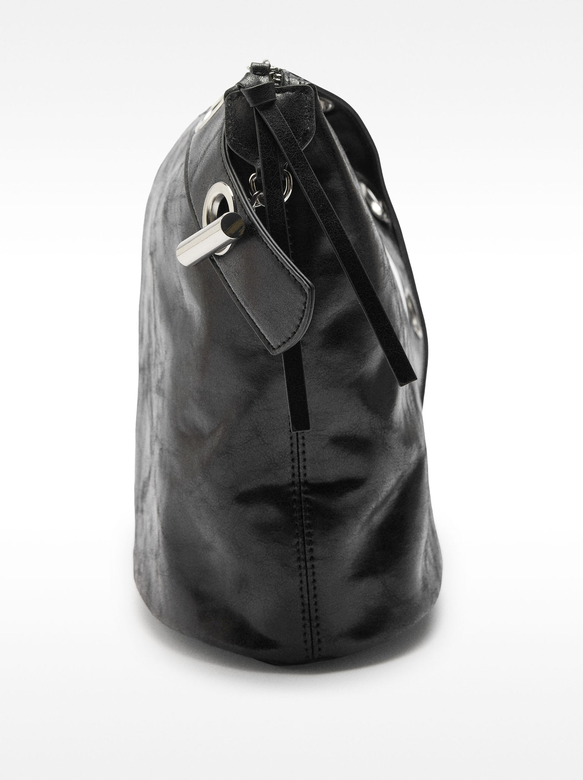 Schultertasche mit Riss-Effekt image number 2.0