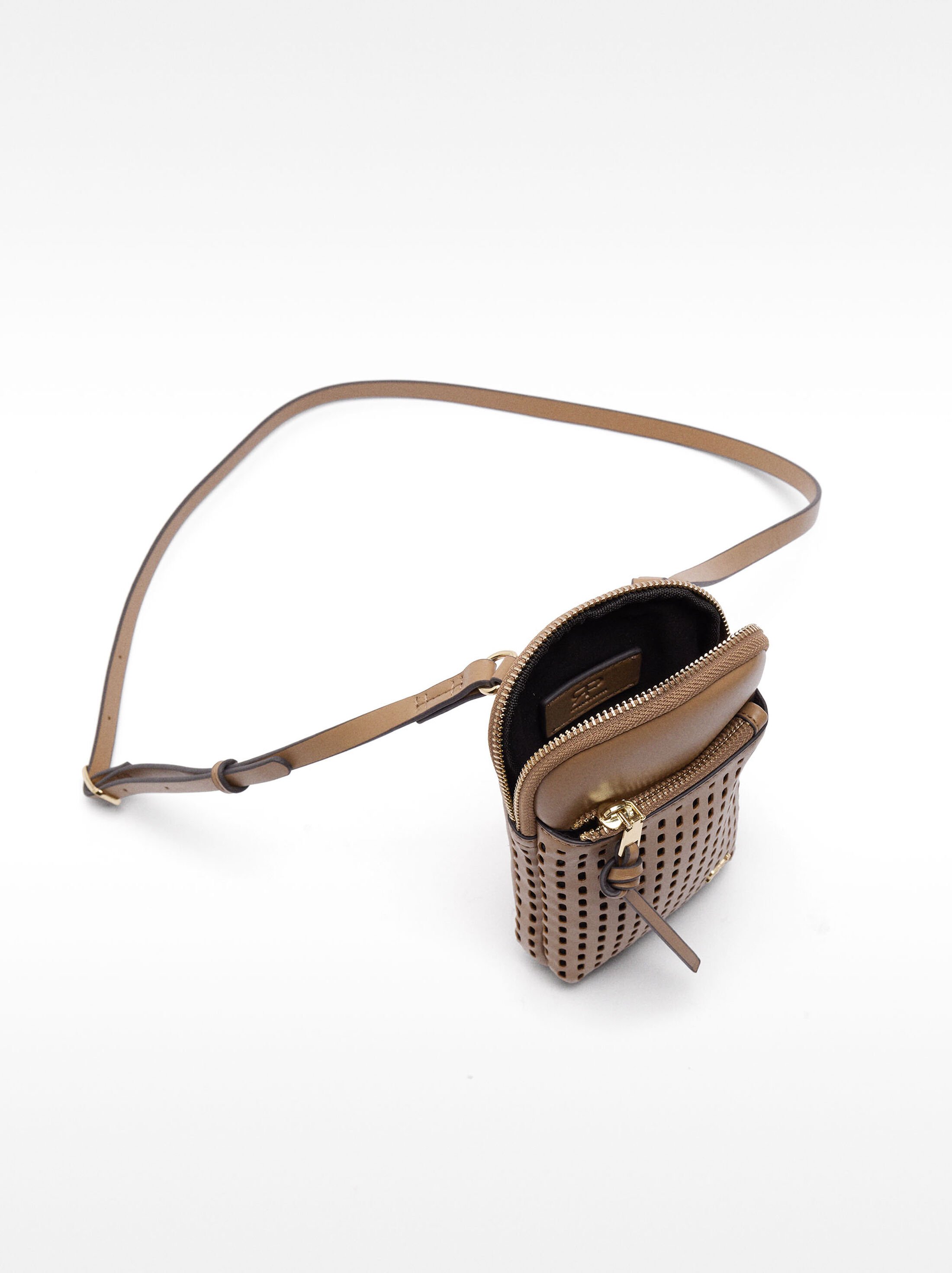 Bag for mobile with perforations image number 4.0
