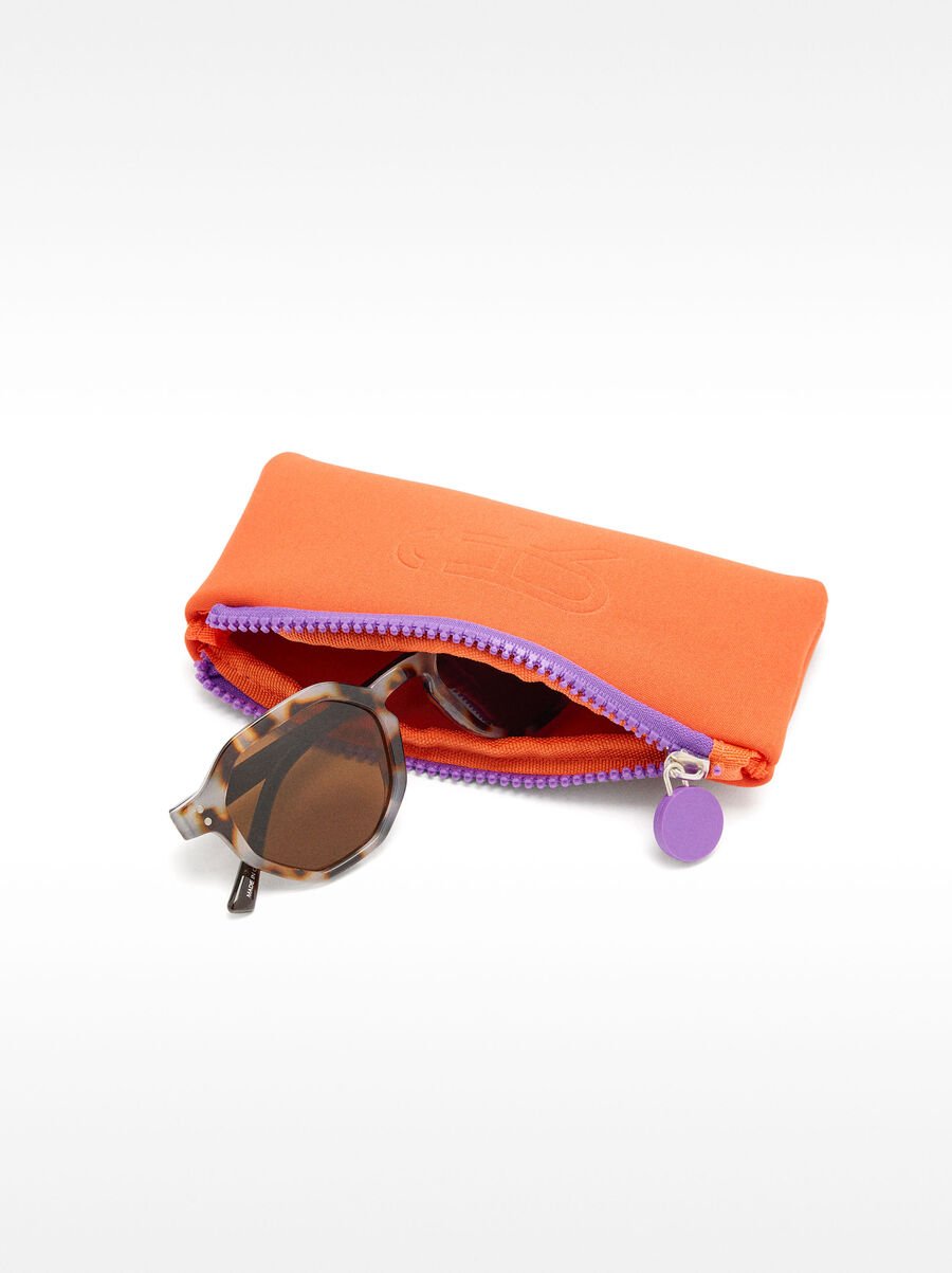 Gafas de sol hexagonales