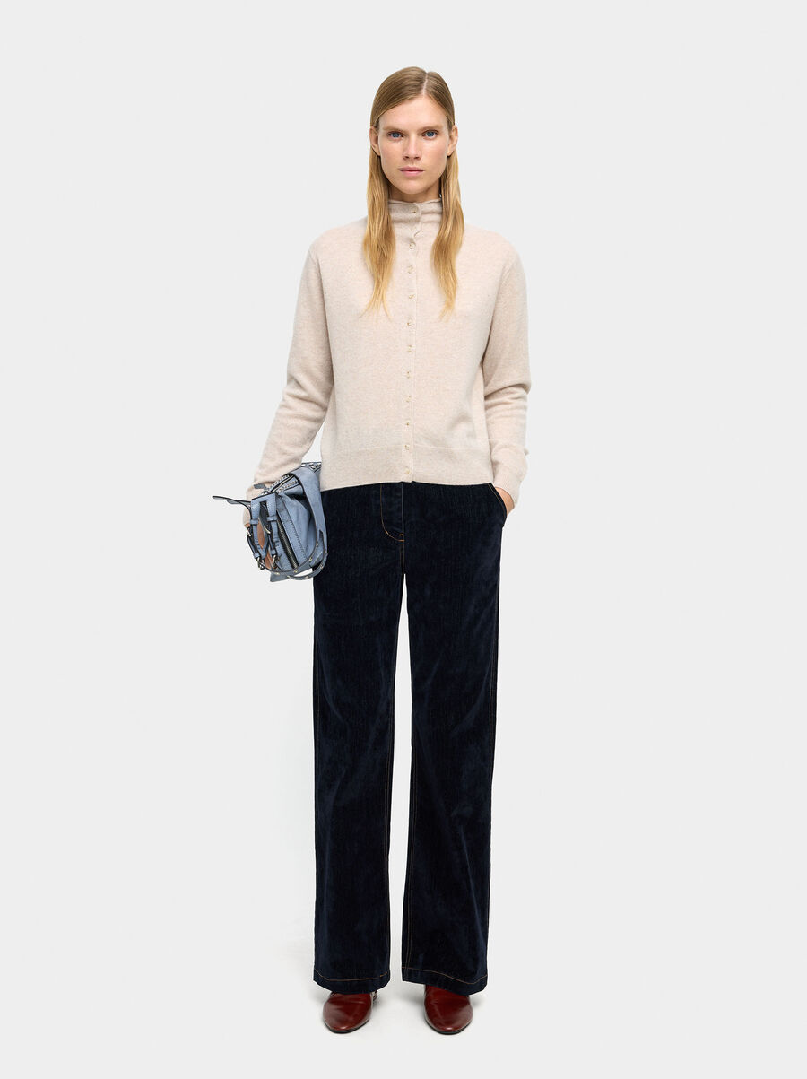 Cardigan with 100% cashmere