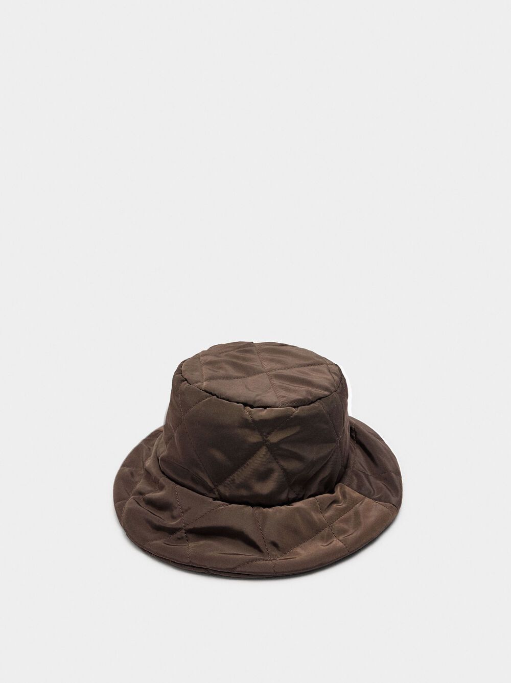 Nylon padded bucket hat