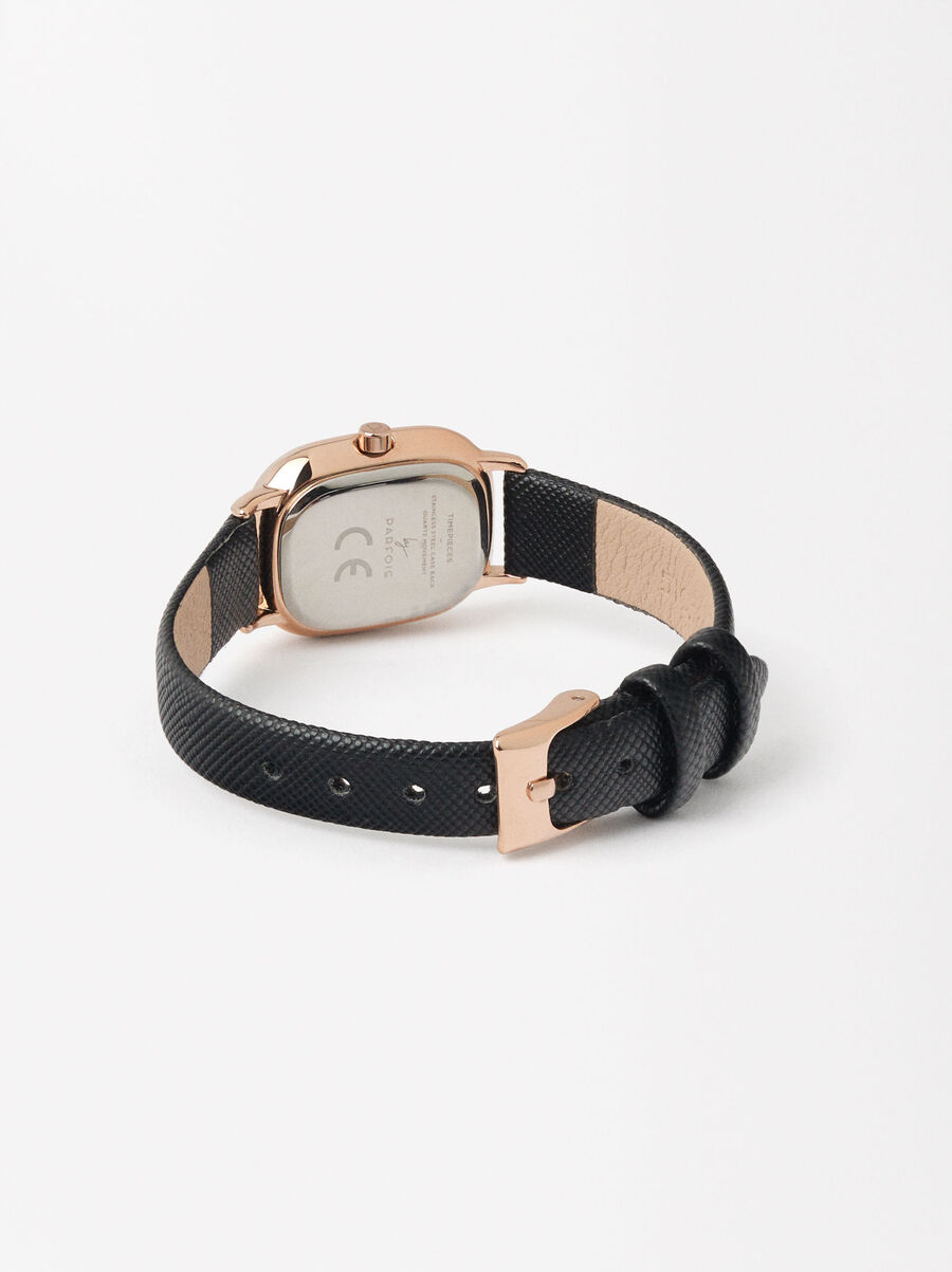 Textured bracelet watch