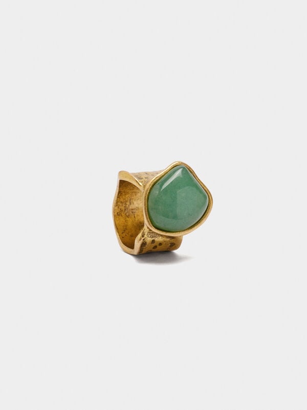 Bague irrégulière avec pierre