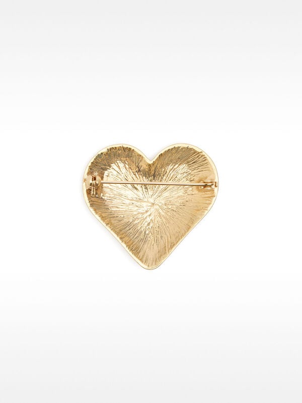 Brooch with heart