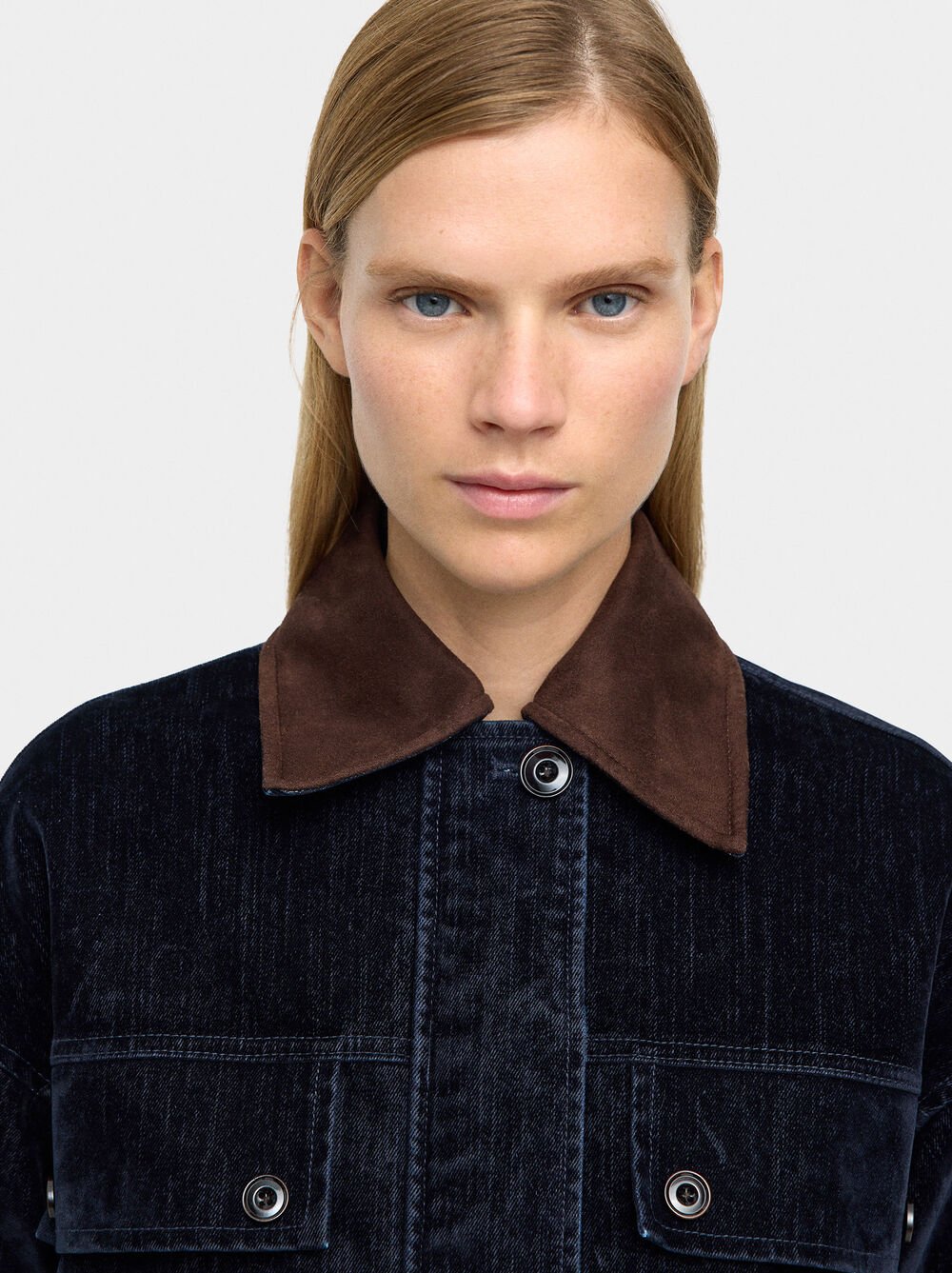 Denim jacket with velvet effect