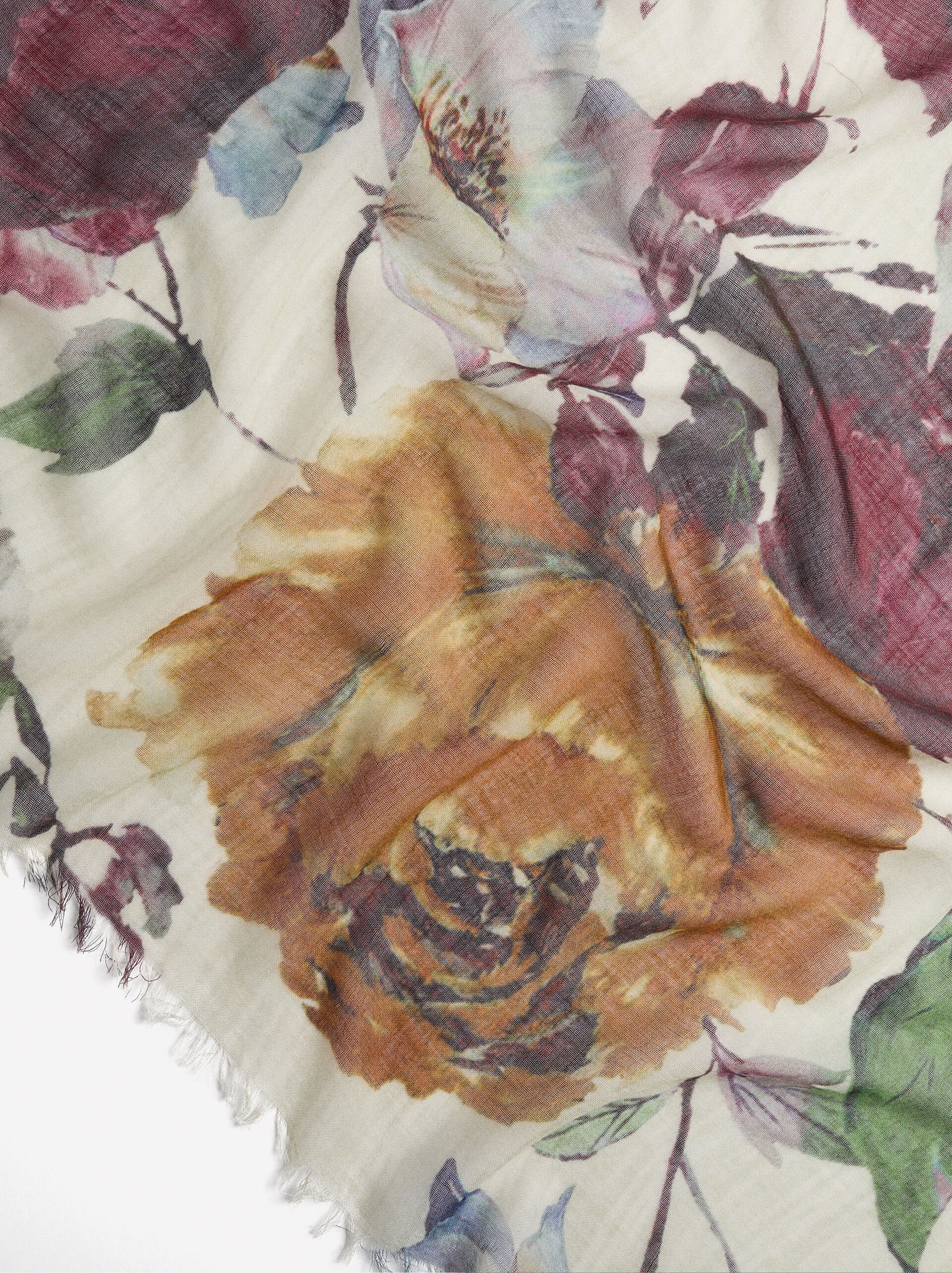 Pañuelo de lana con estampado floral image number 1.0