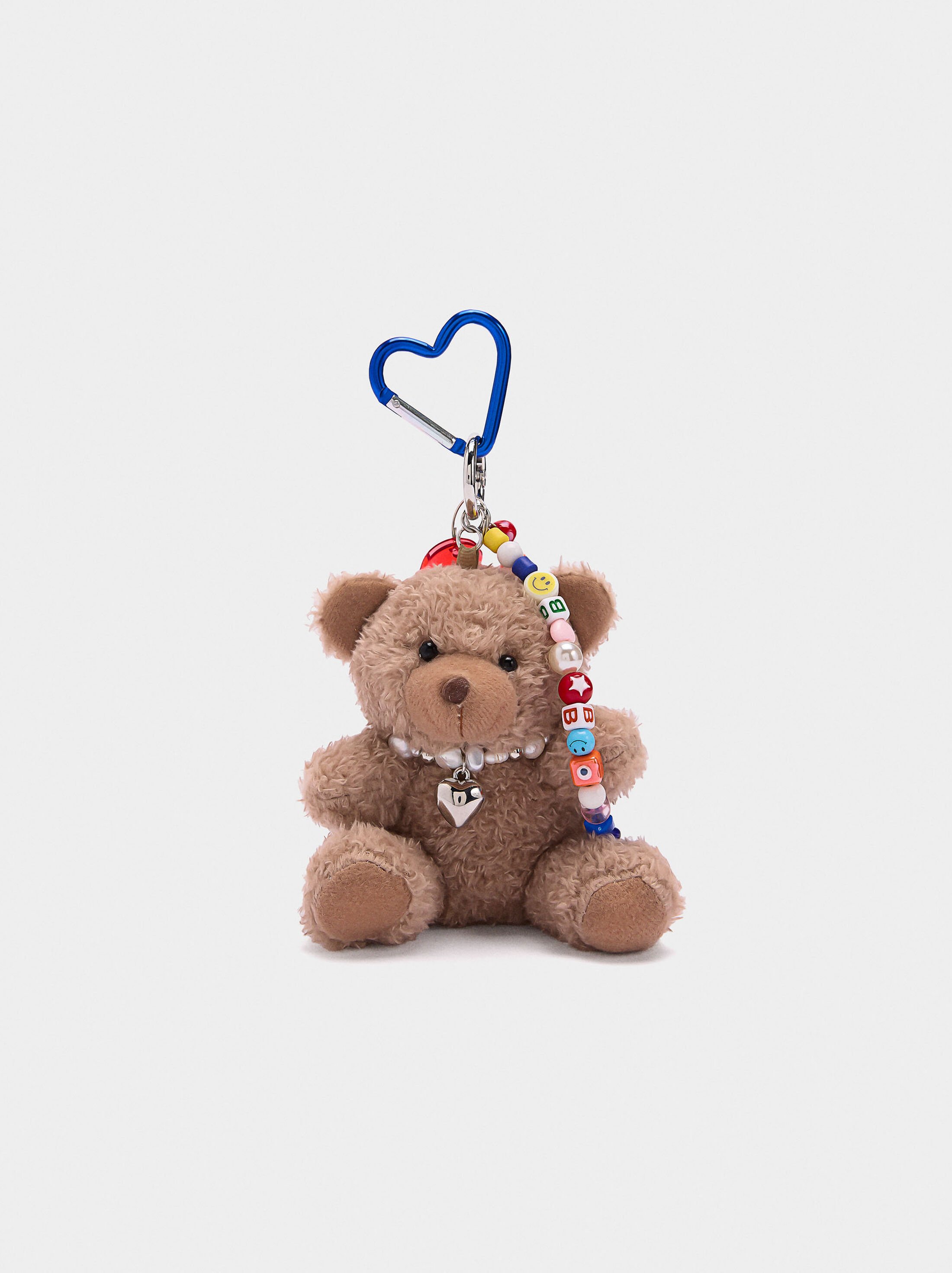 Keychain charm teddy bear with heart carabiner image number 0.0
