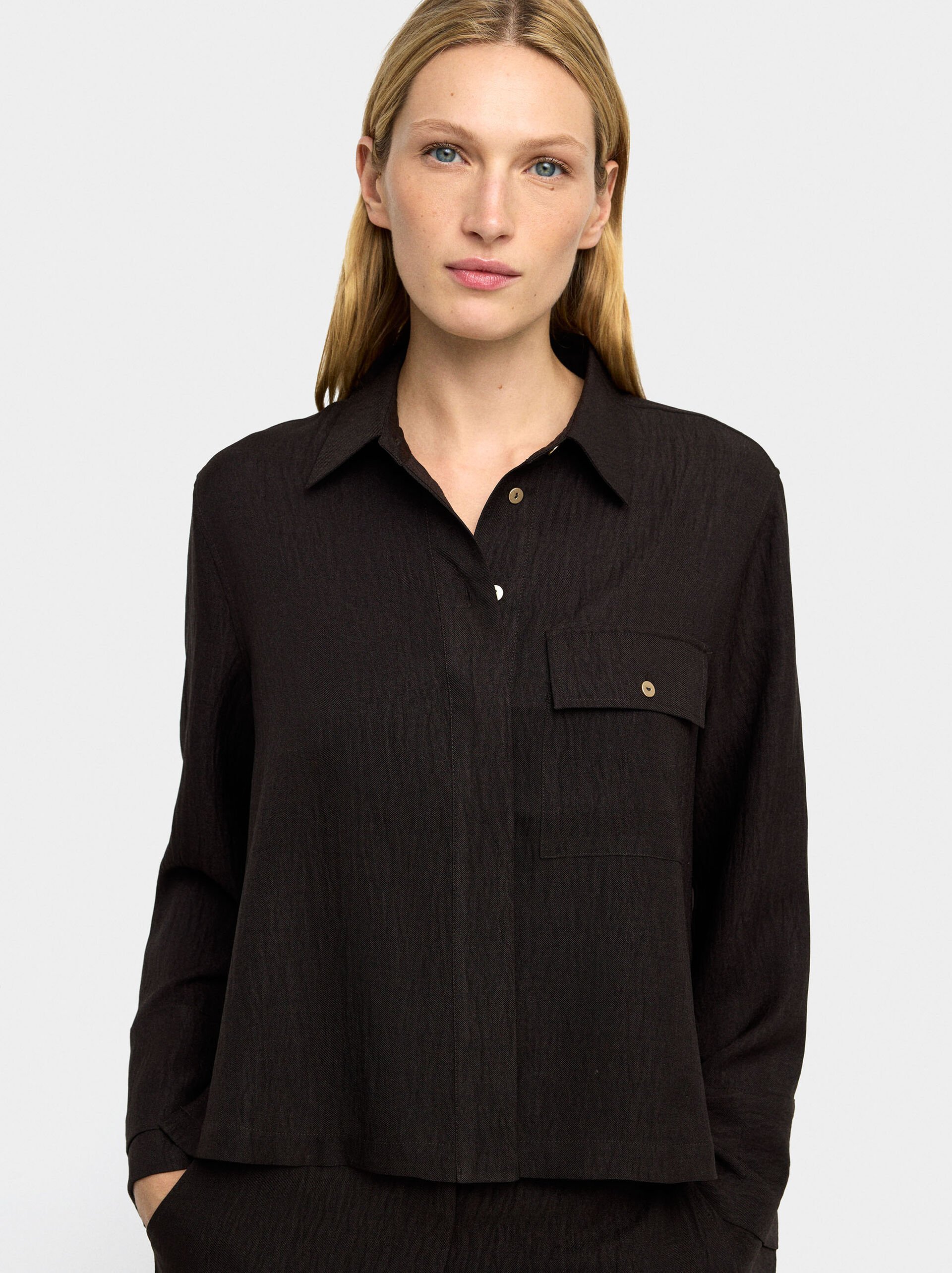 Flowy shirt with a crinkled effect image number 0.0