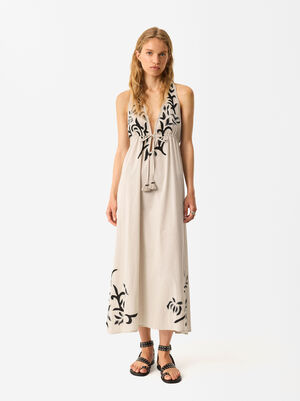 Online Exclusive - Long Embroidered Dress image number 0.0