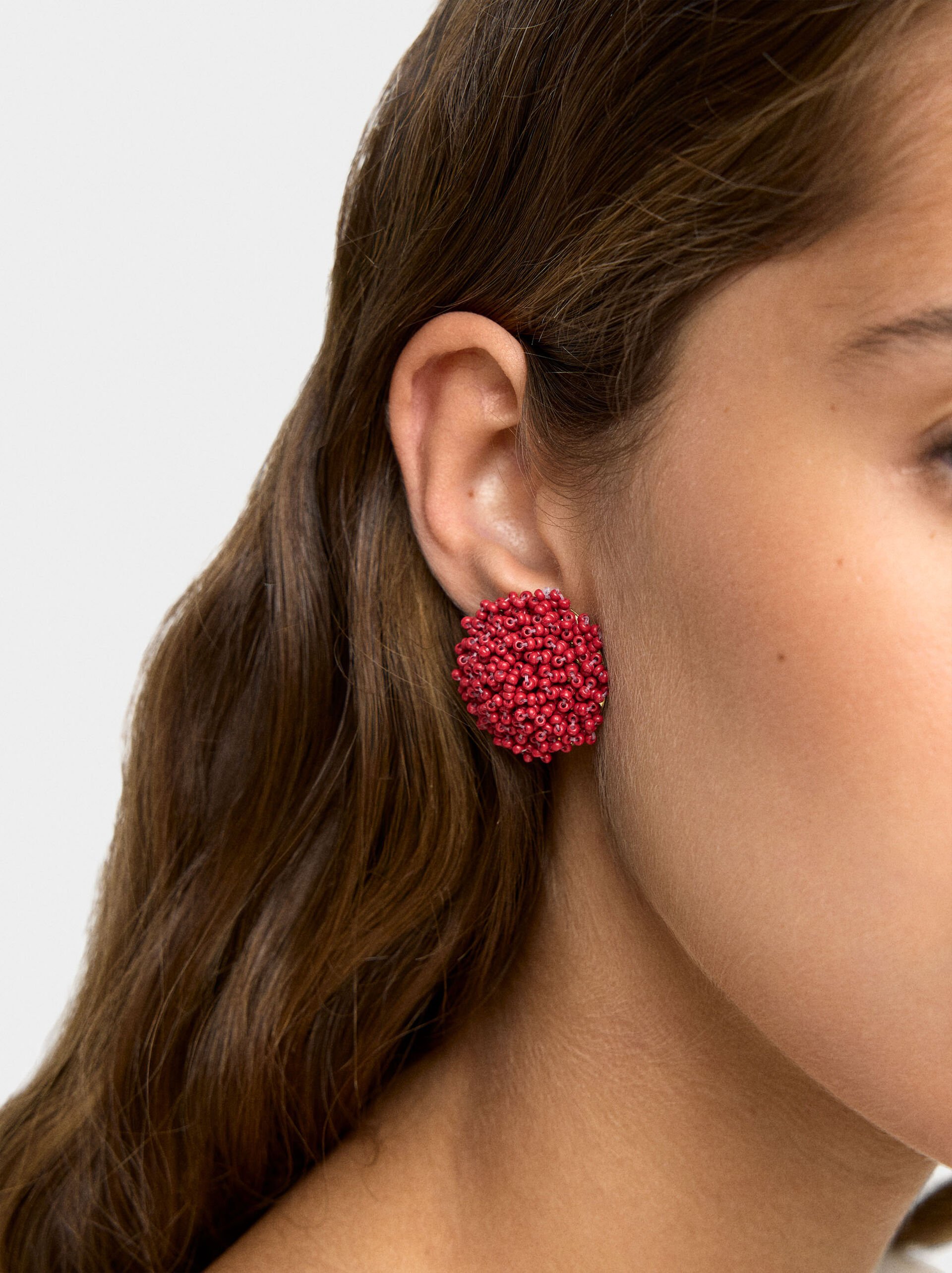 Boucles d'oreilles rondes avec perles image number 1.0