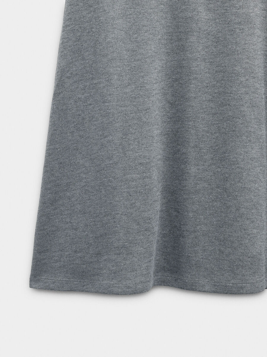 Midi skirt with elastic waist