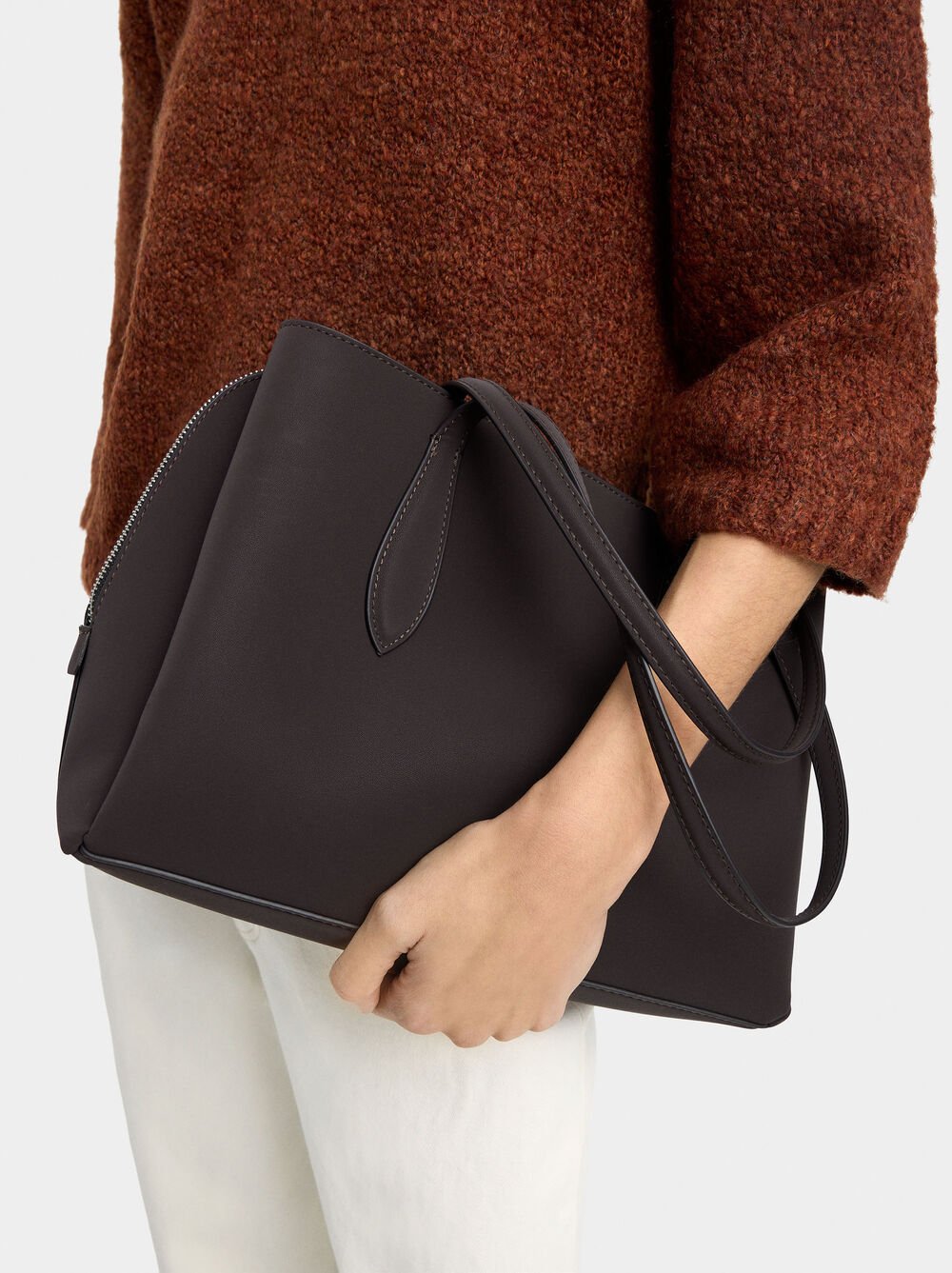 13" laptop bag with soft texture