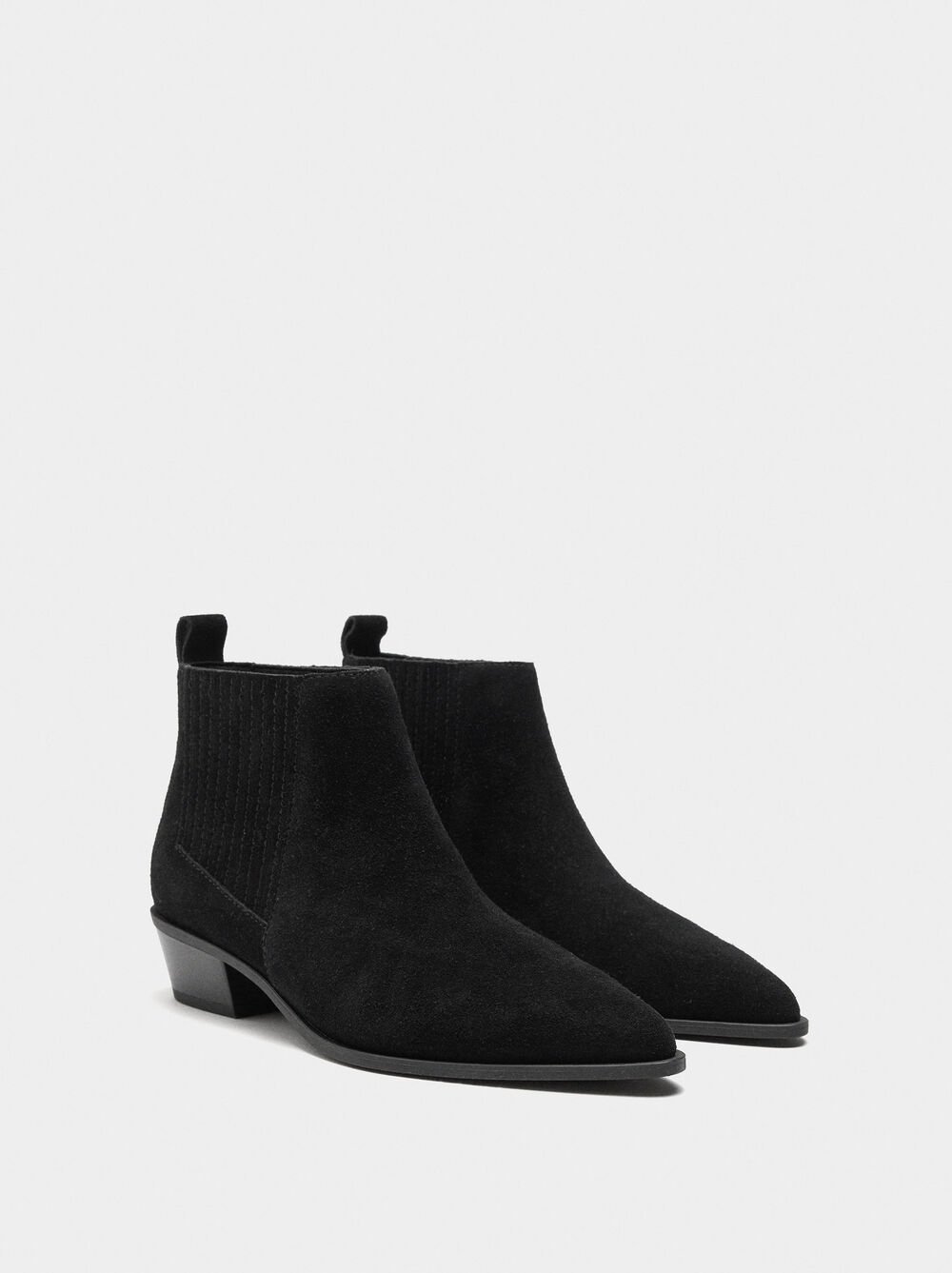 Leather ankle boots with heels