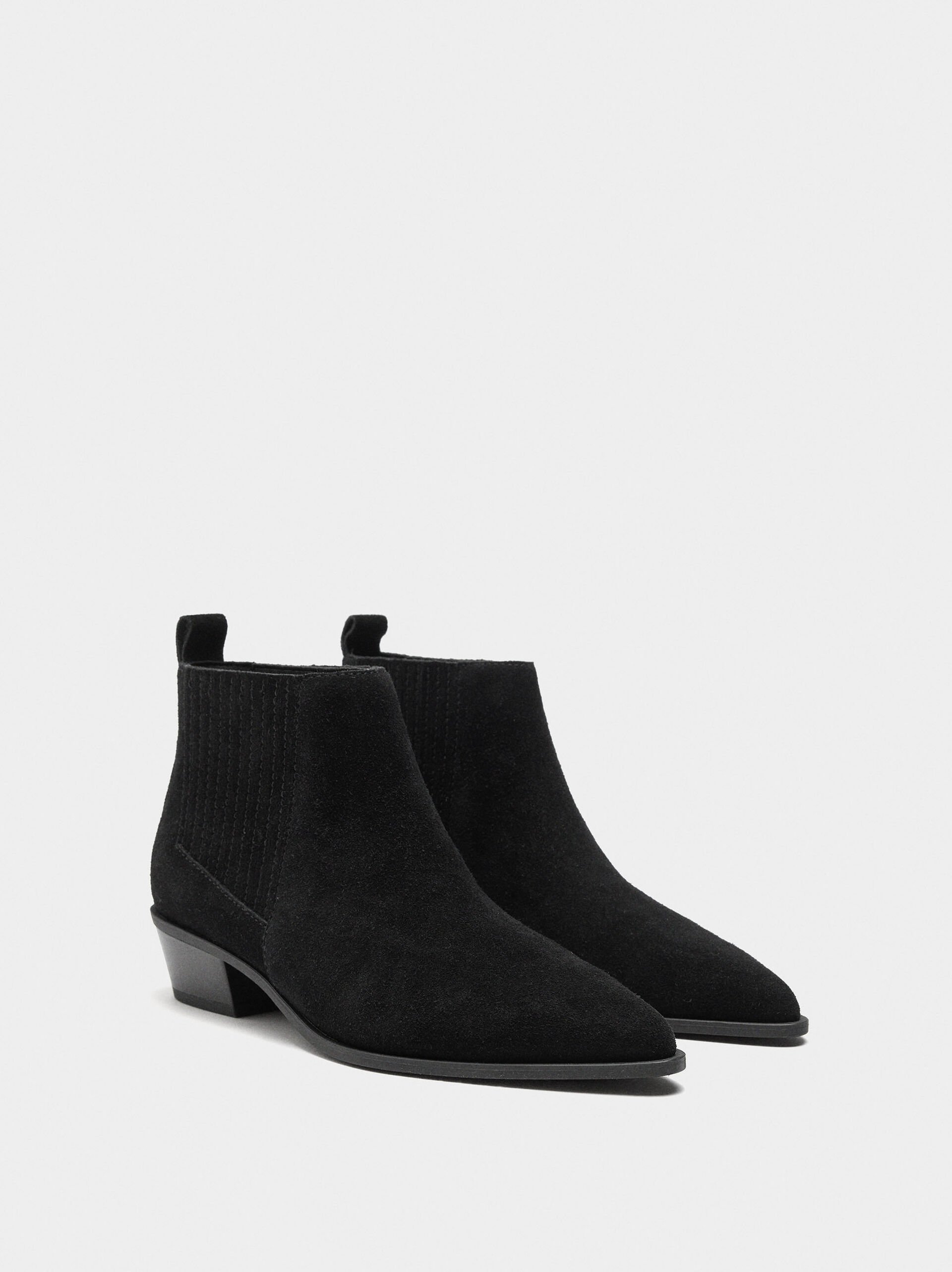 Leather ankle boots with heels image number 3.0