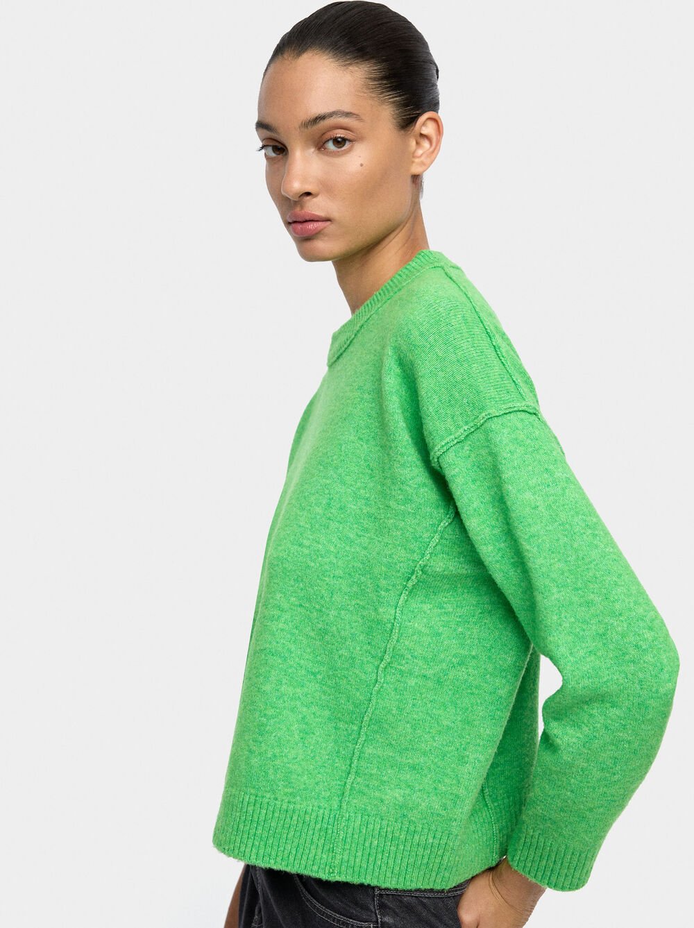 Knit sweatshirt