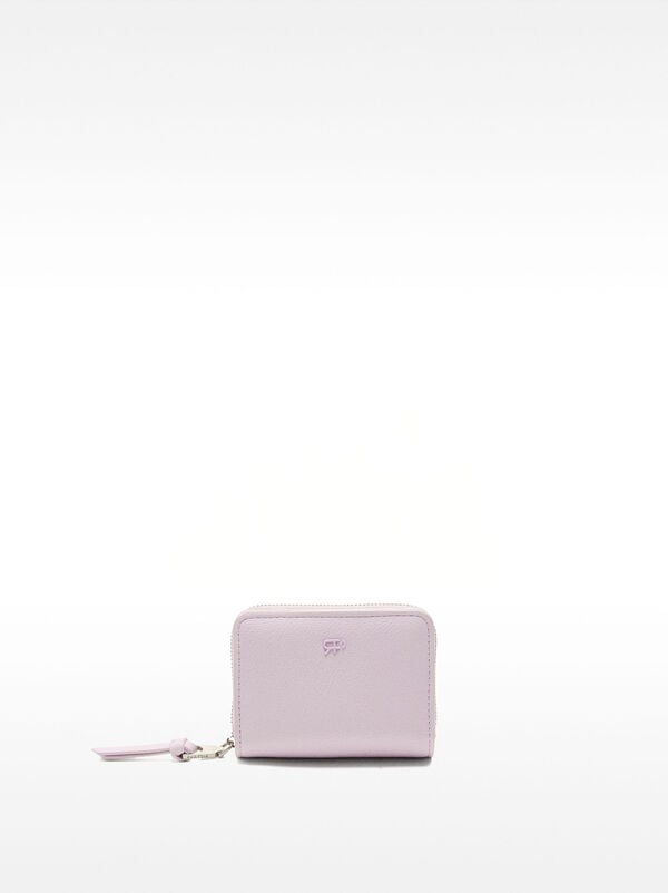 Basic textured wallet