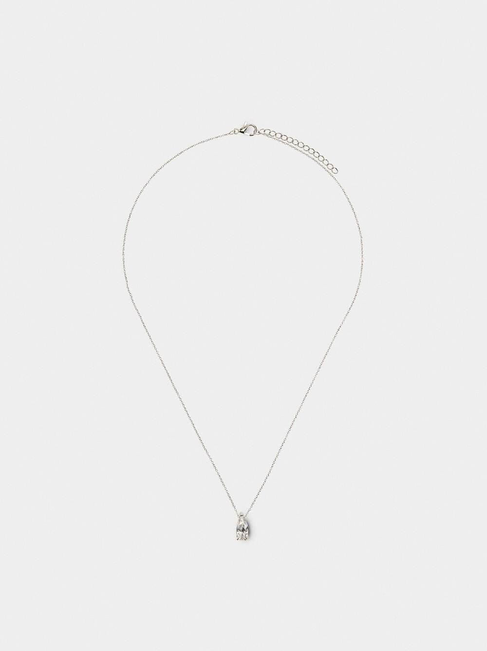 Necklace with pendant of zirconia