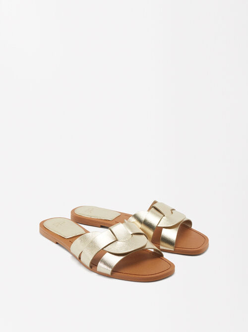 Metallic Flat Crossed Sandals
