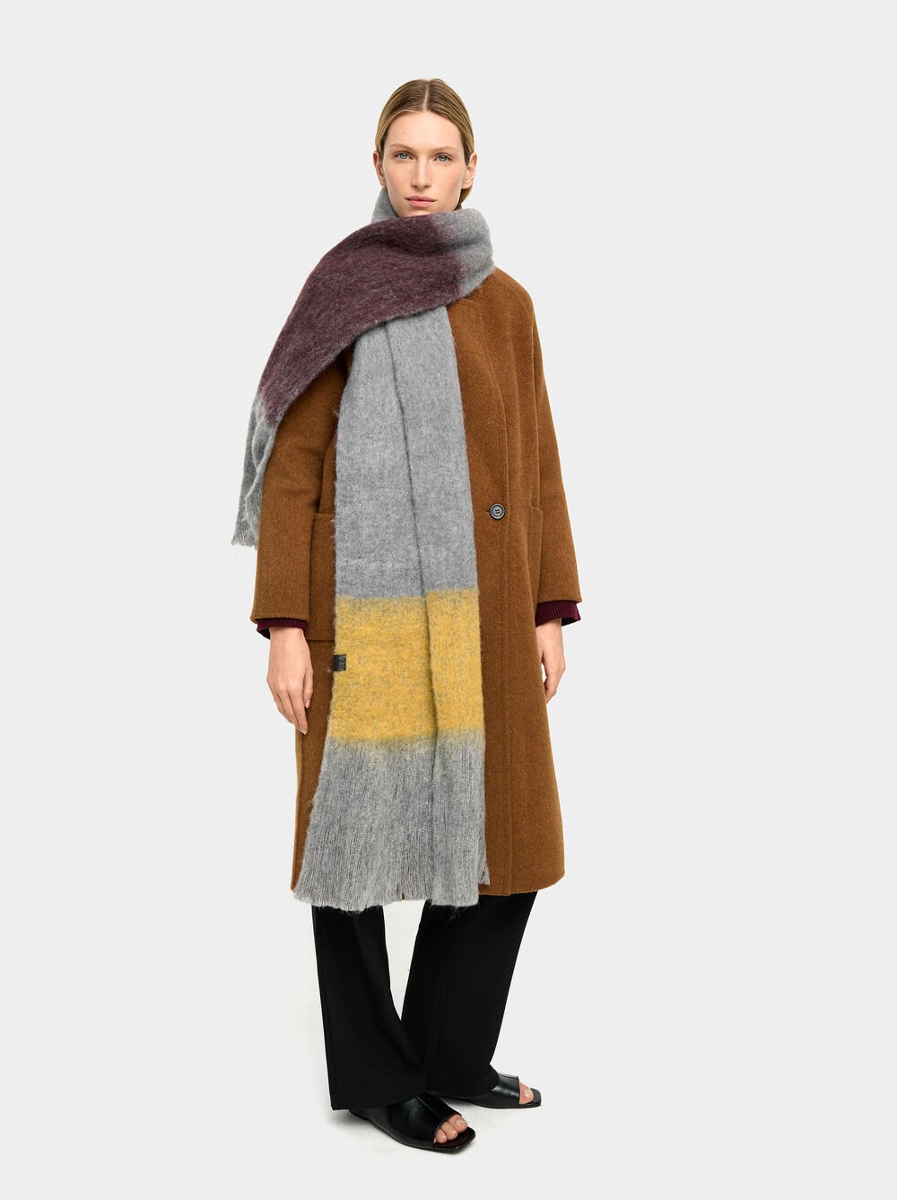 Scarf with wool blend