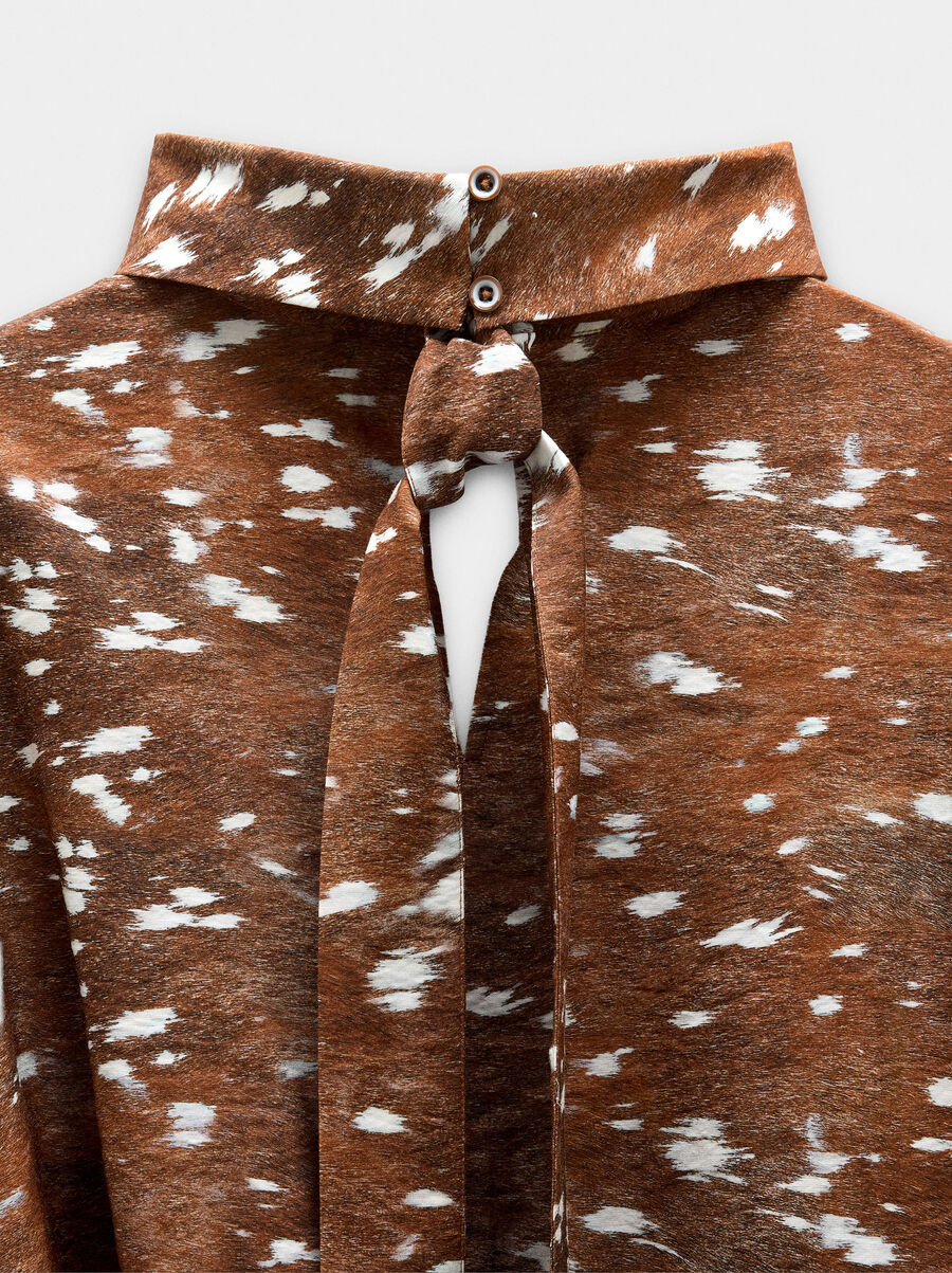 Long-sleeve animal print blouse