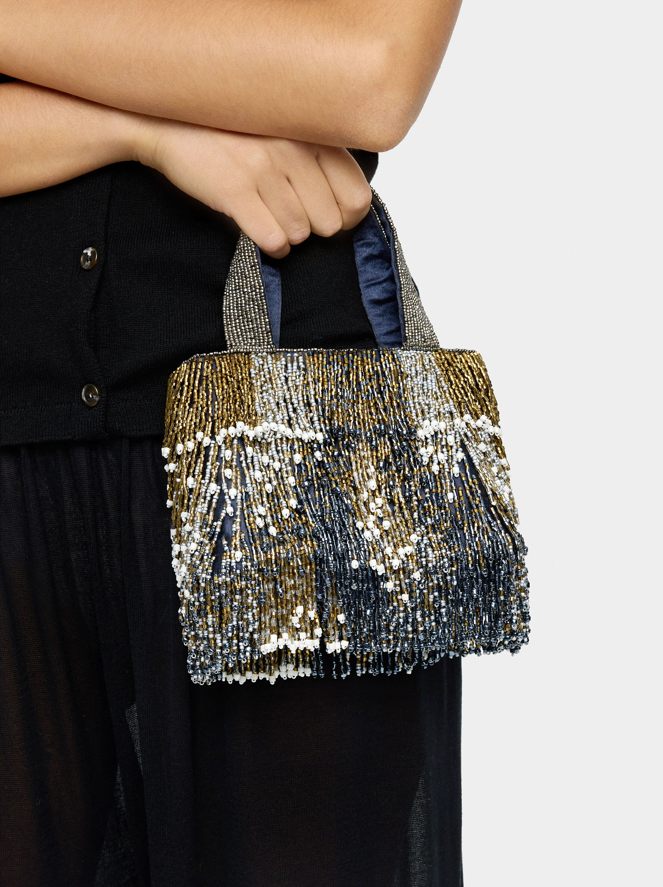 Party bag with beads image number 1.0