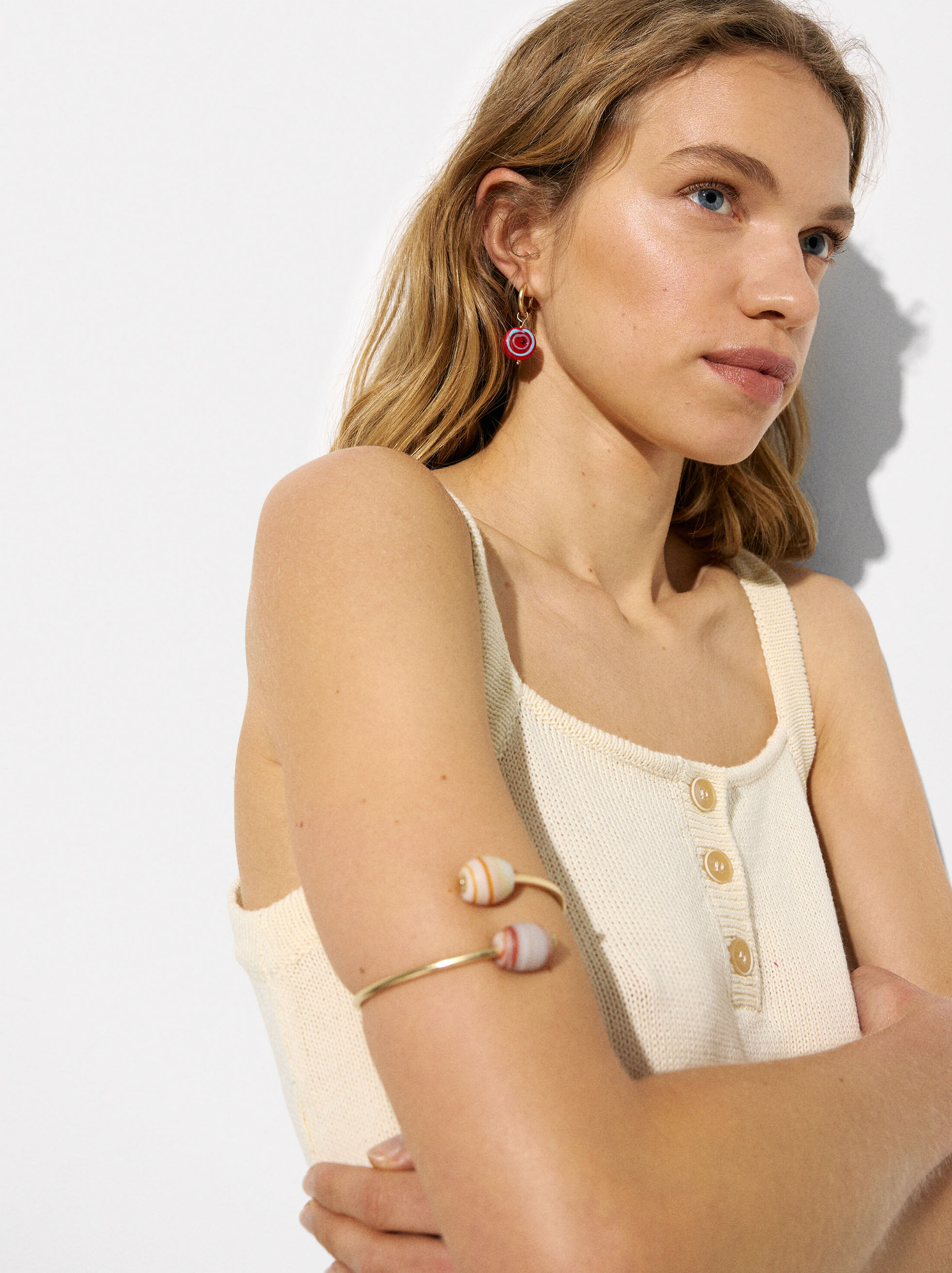 Dangling hoop earrings with circles image number 1.0