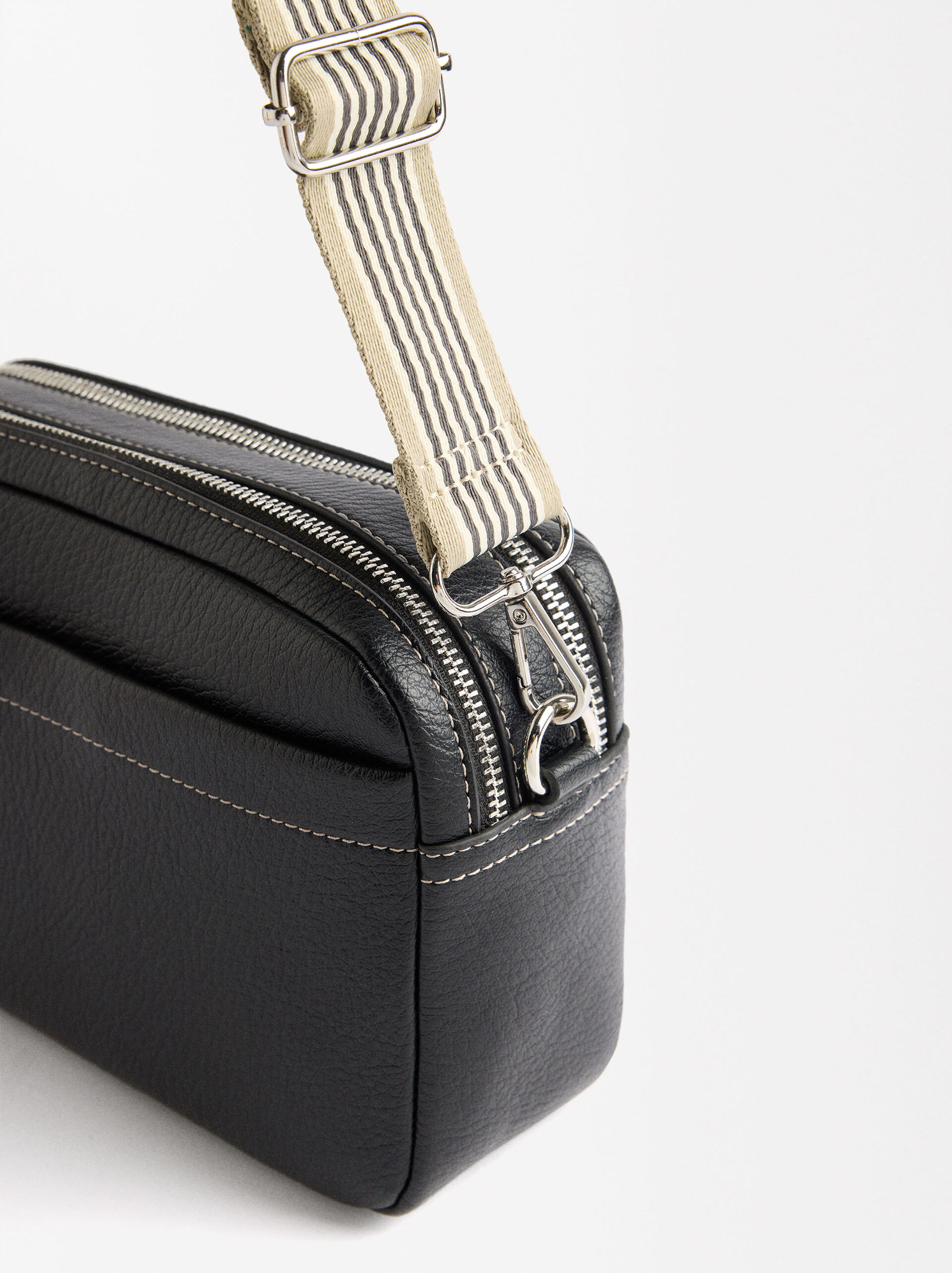 Striped shoulder strap image number 1.0