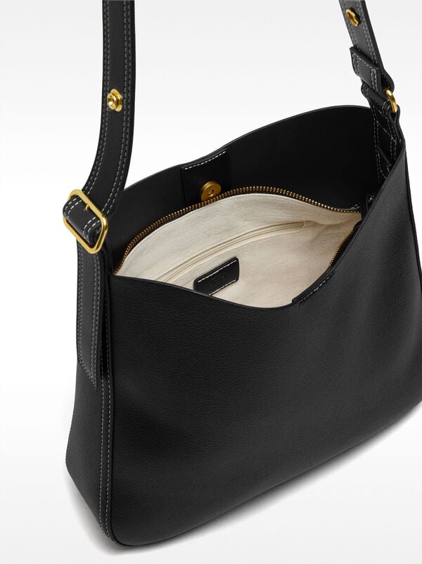 Shoulder bag with texture