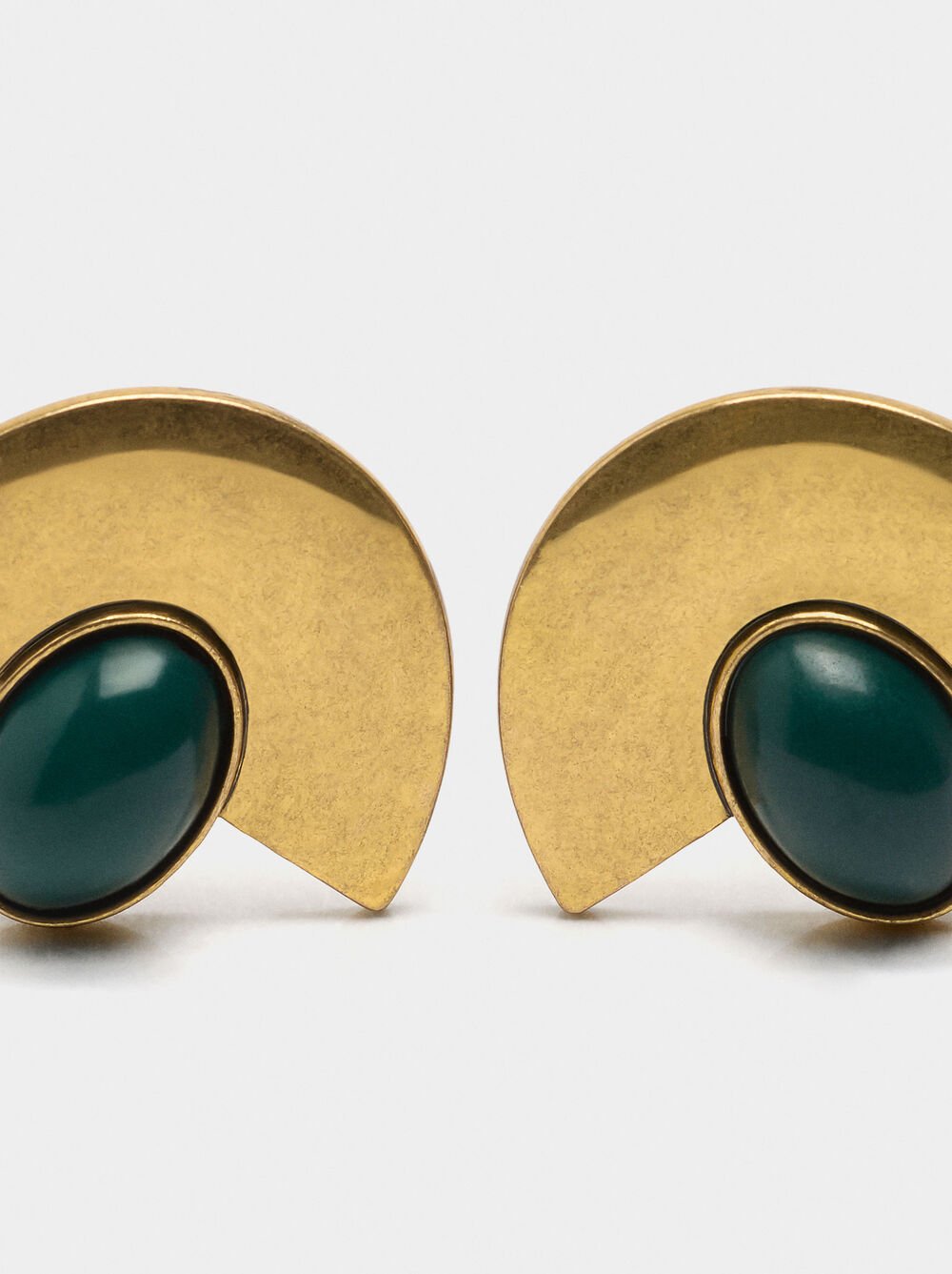 Pendientes geométricos de piedra