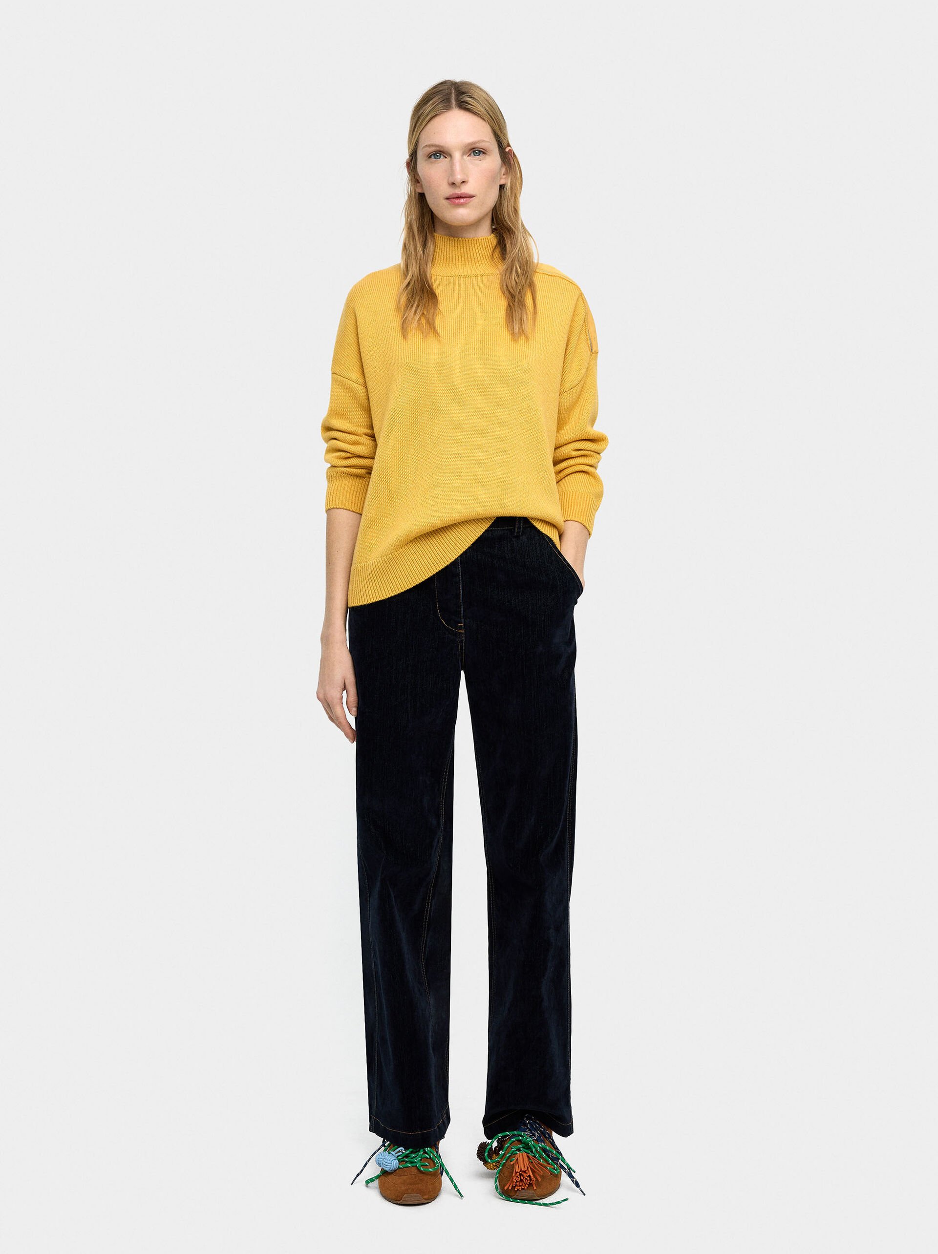 Knit sweater with zipper closure image number 0.0