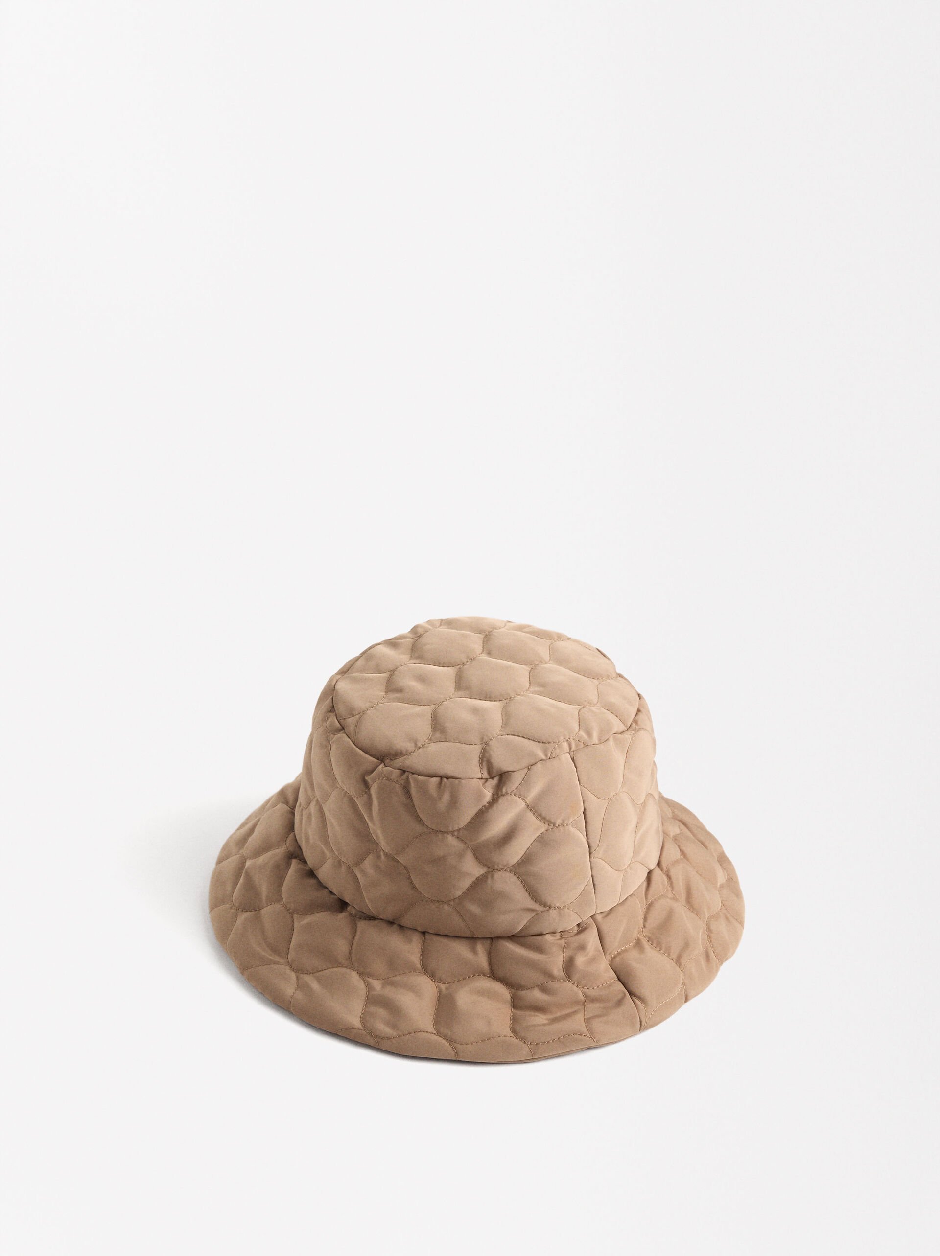 Quilted bucket hat image number 2.0