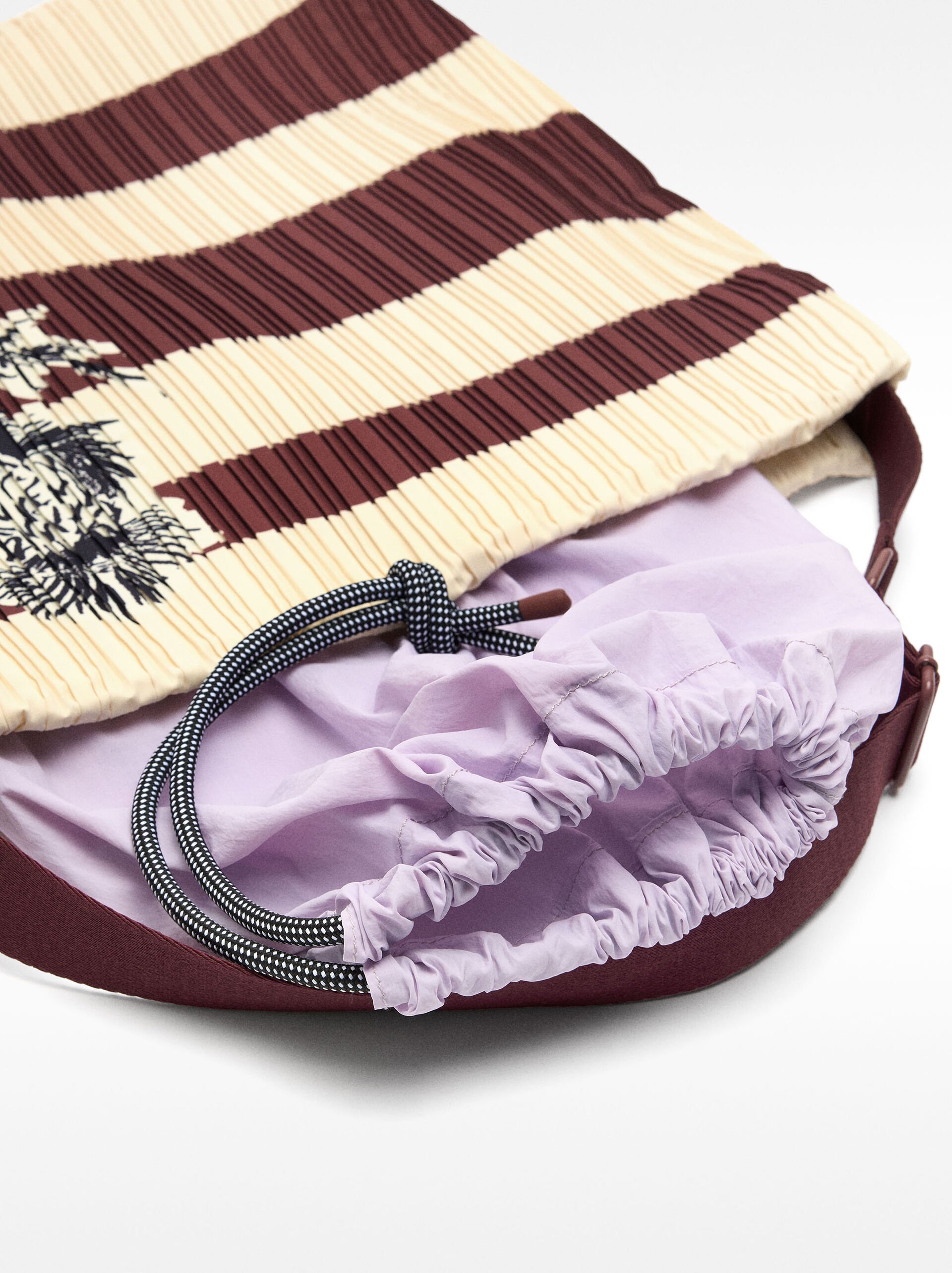 Schultertasche aus Nylon mit Streifen image number 3.0