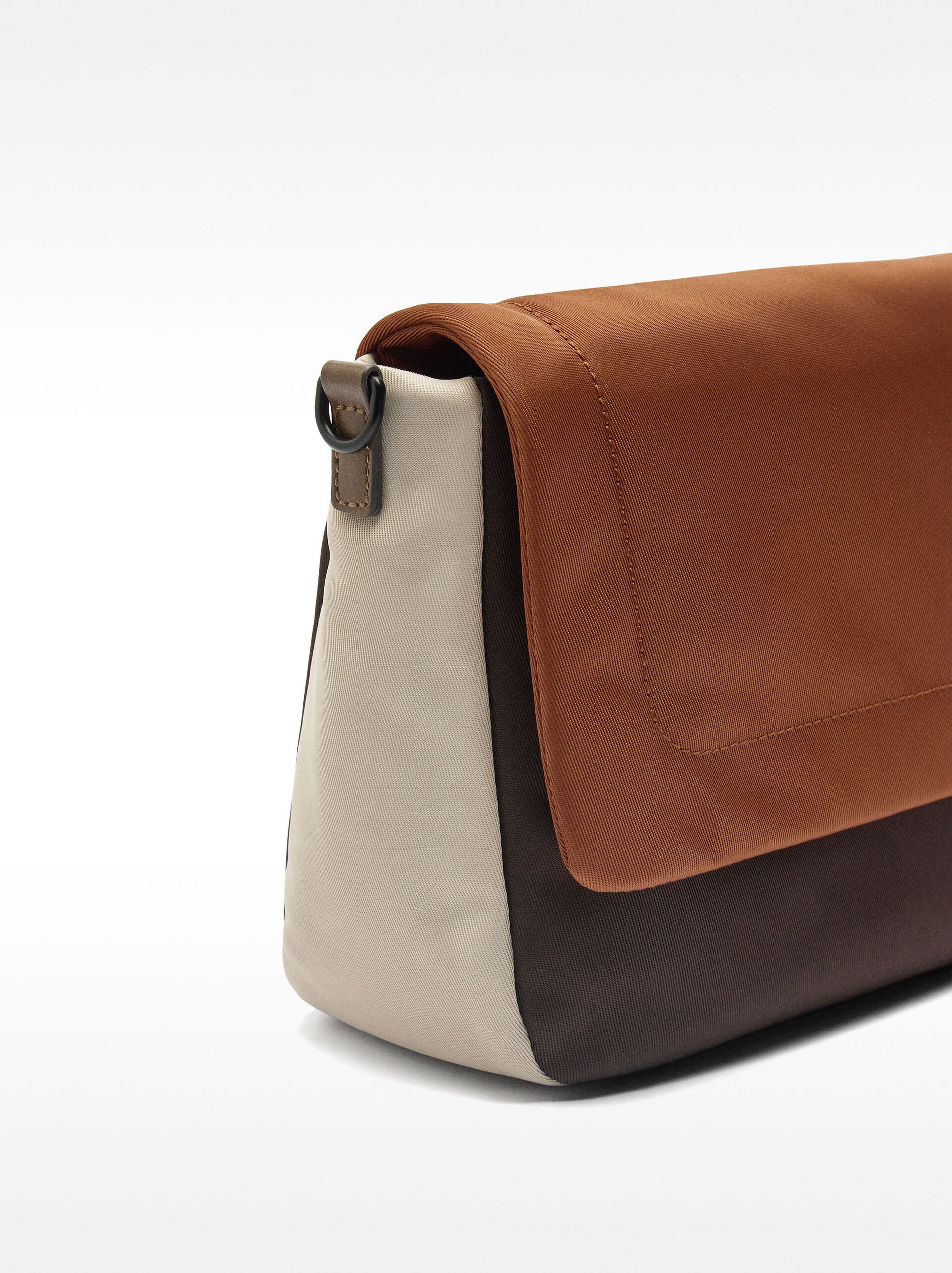 Colour block crossbody bag image number 3.0