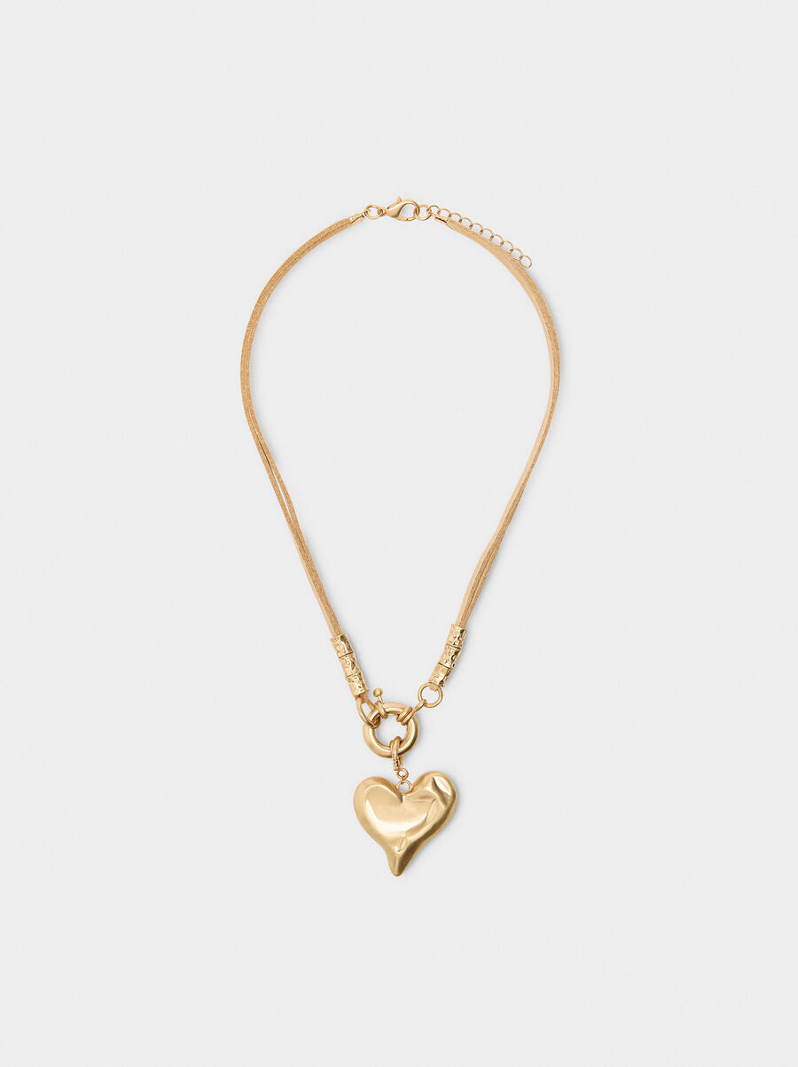 Short necklace with heart pendant