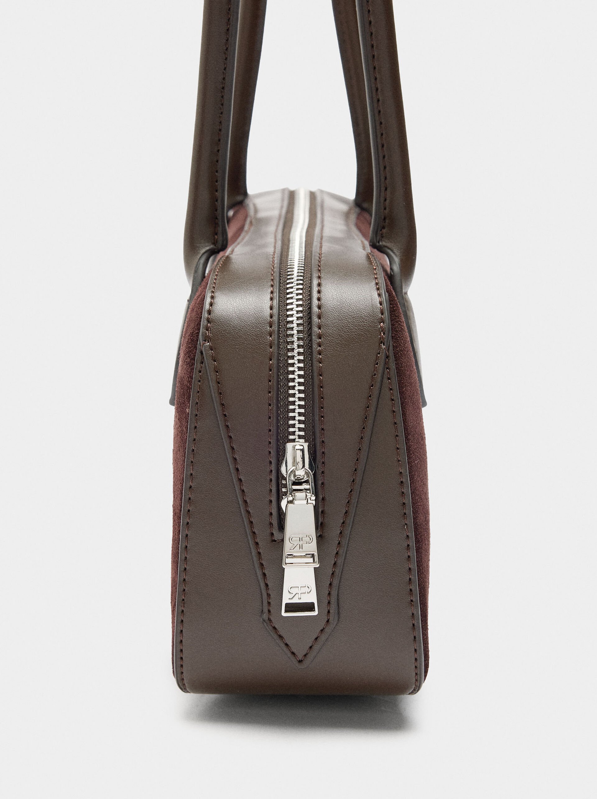 Shoulder bag with leather details image number 2.0