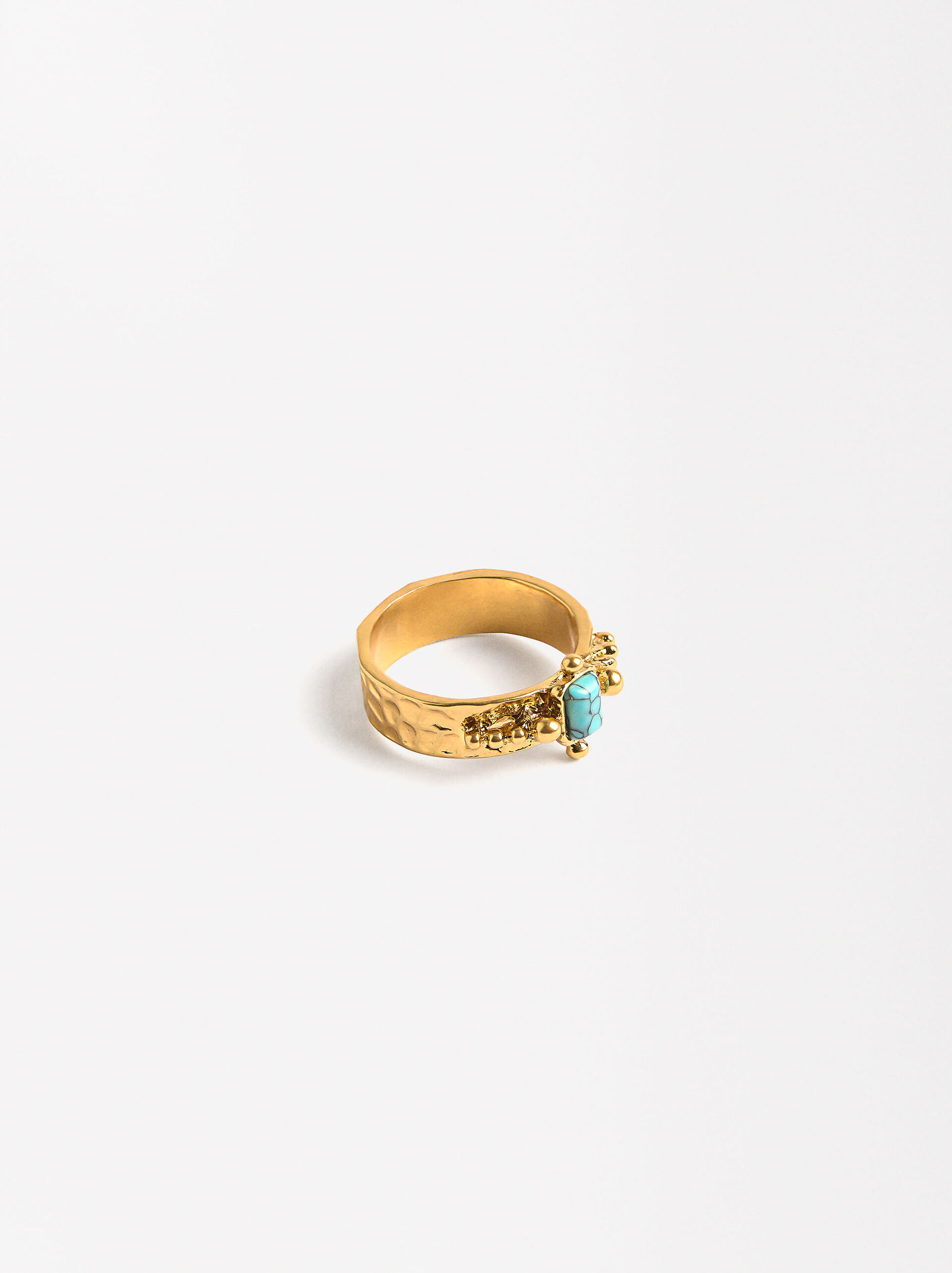 Golden ring with stone image number 2.0