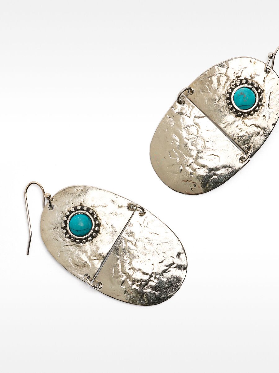 Oval long earrings with stone