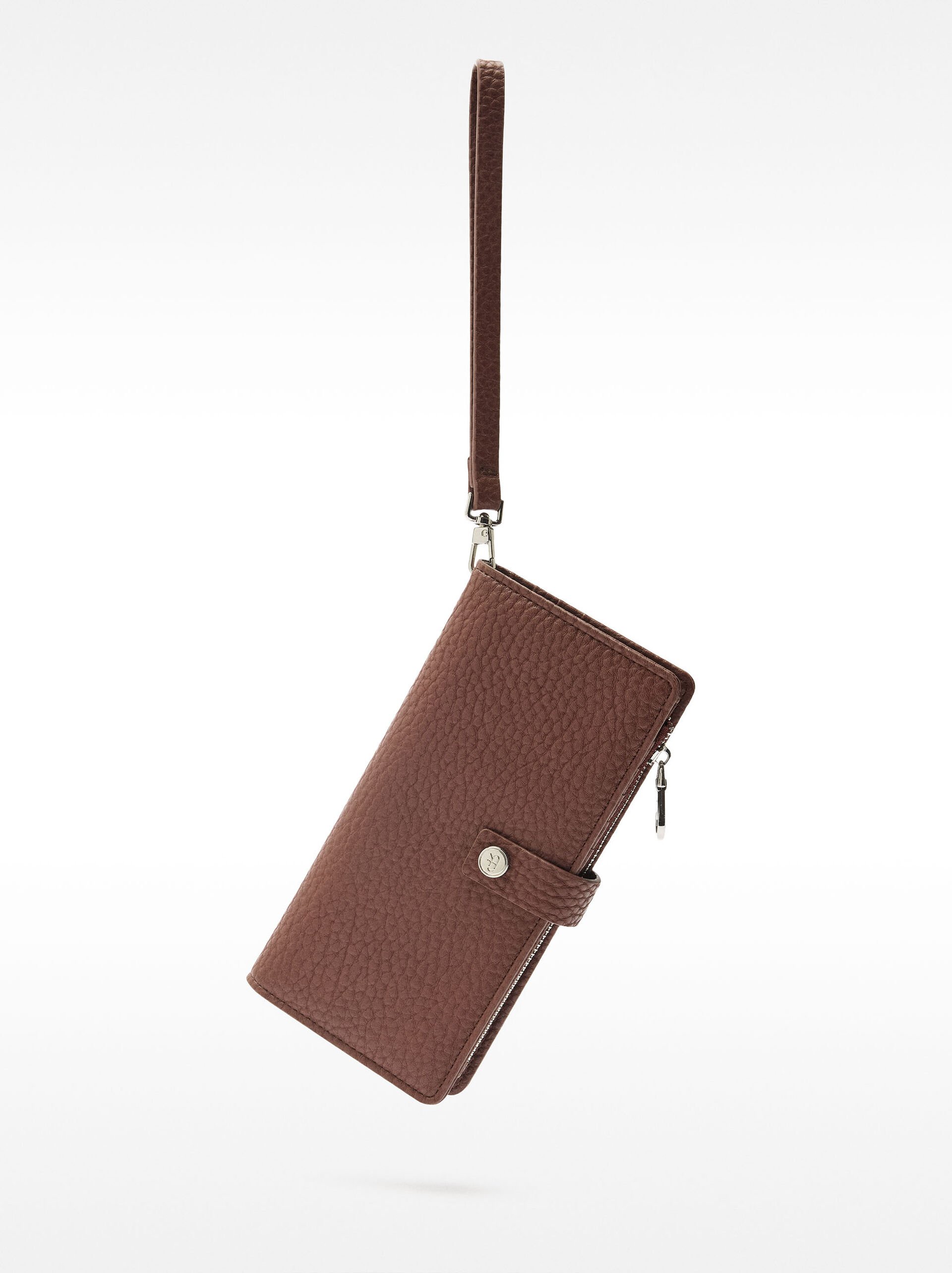 Wallet with texture L image number 4.0