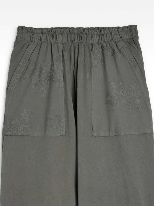 100% cotton trousers with embroidery