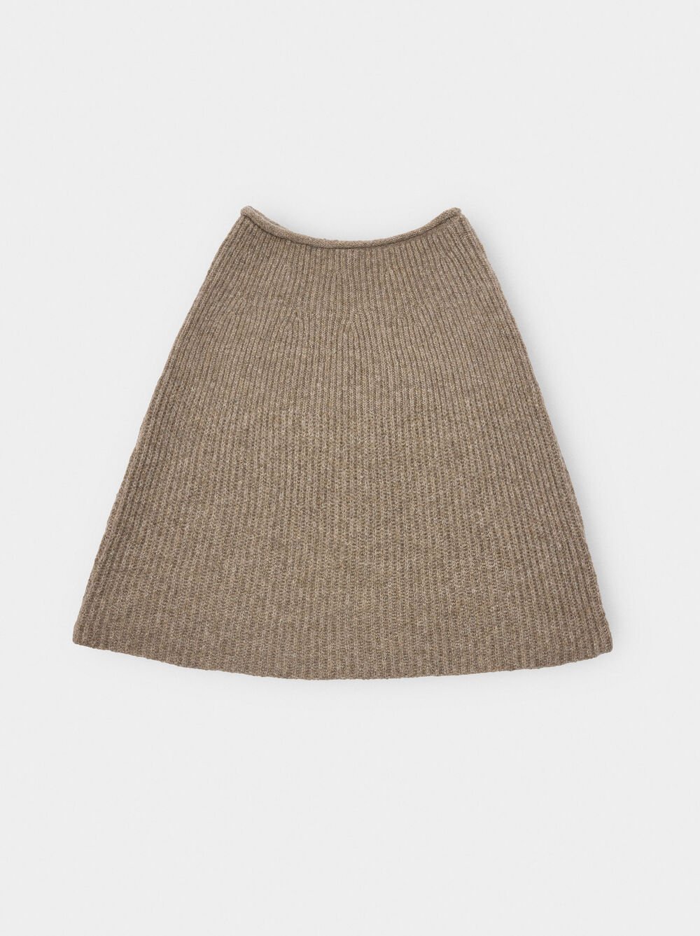 Ribbed cape