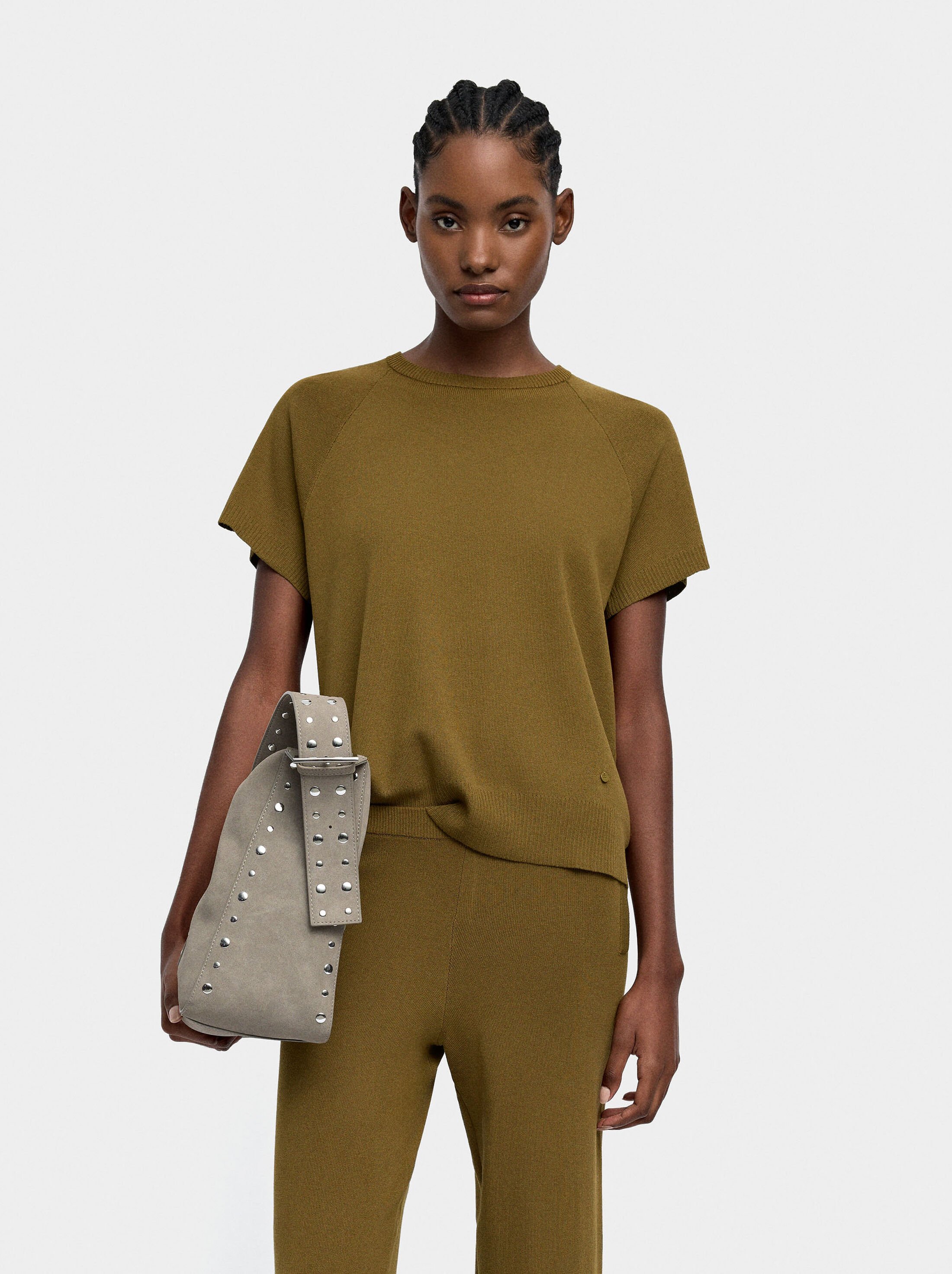 Short-sleeved knit top image number 0.0