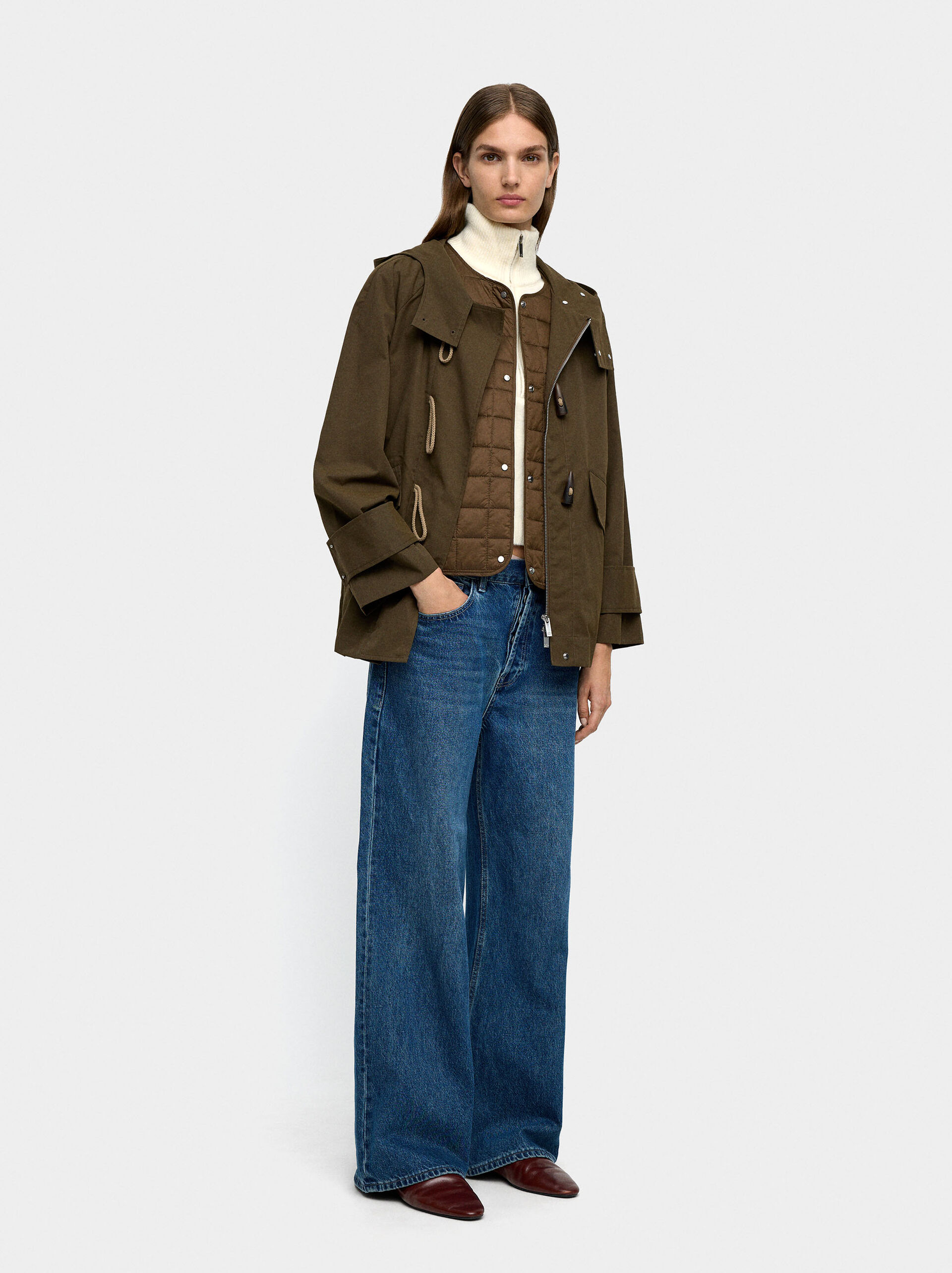 Jacket with hood and vest image number 2.0