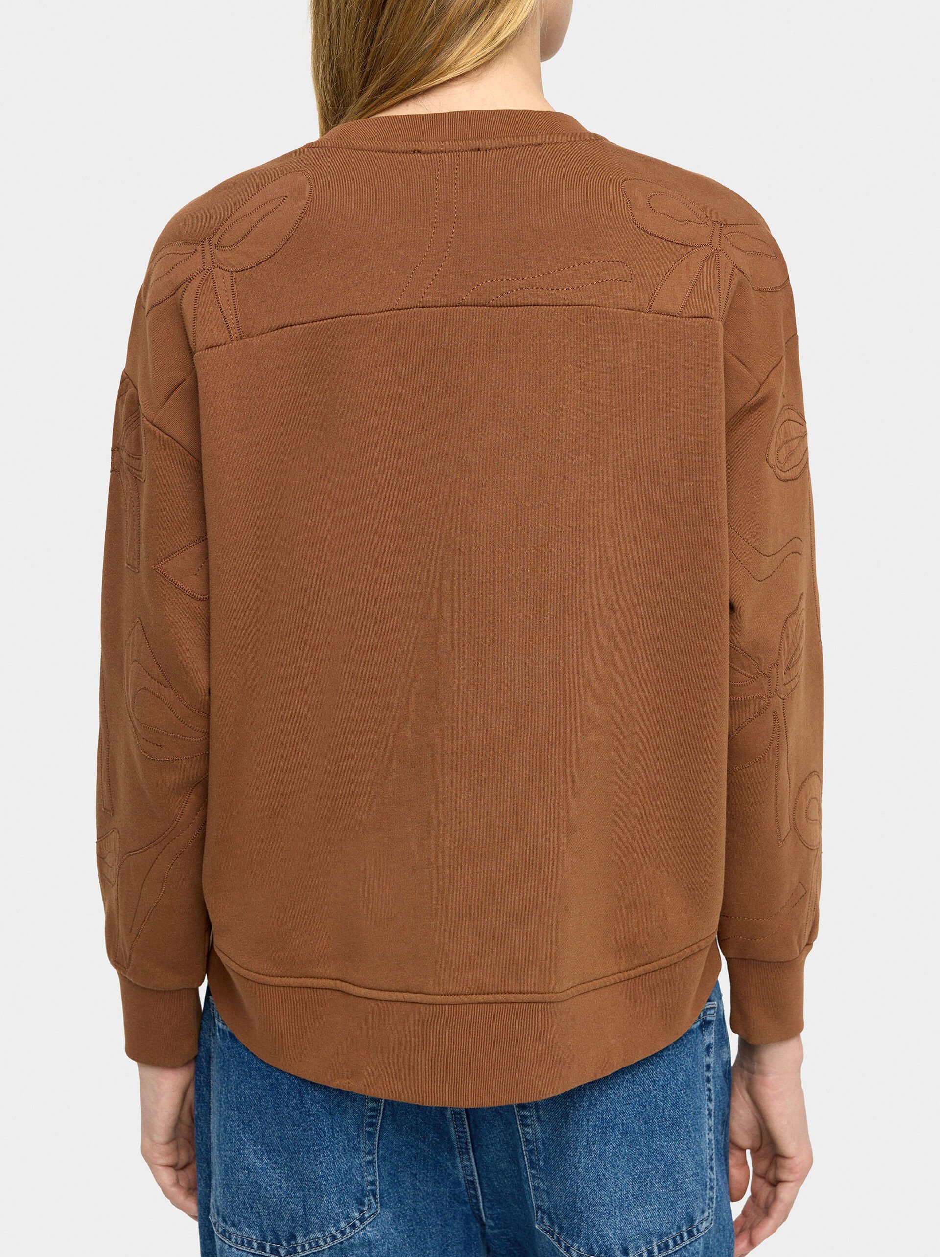 Sweatshirt avec nœuds brodés image number 3.0