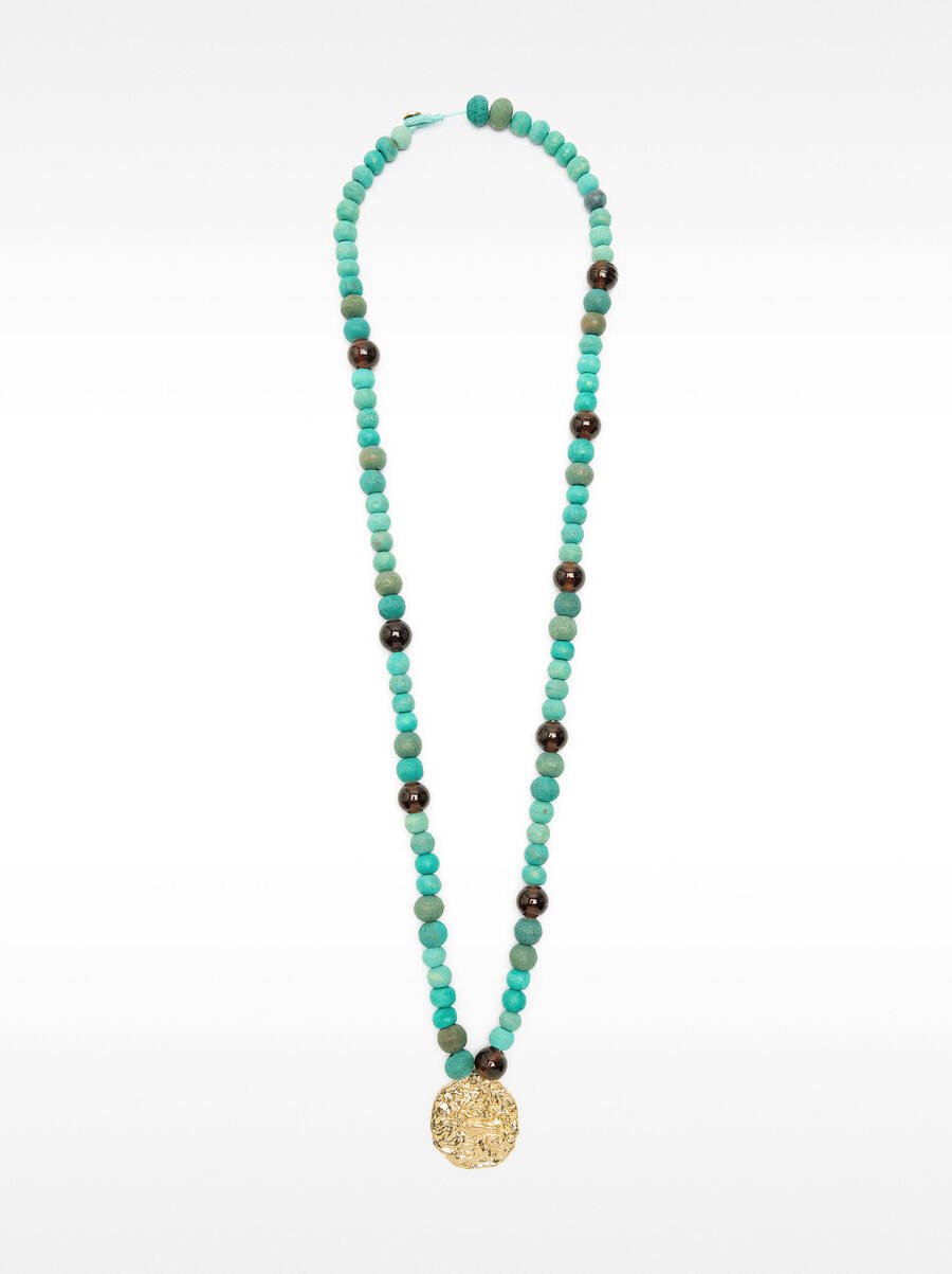 Wooden bead necklace with round pendant