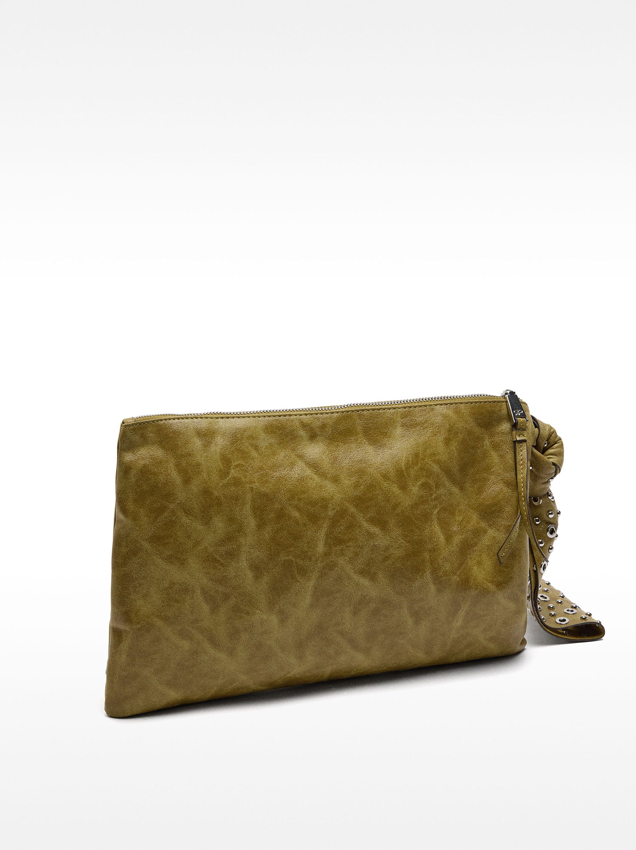 Crackle-effect envelope bag image number 2.0