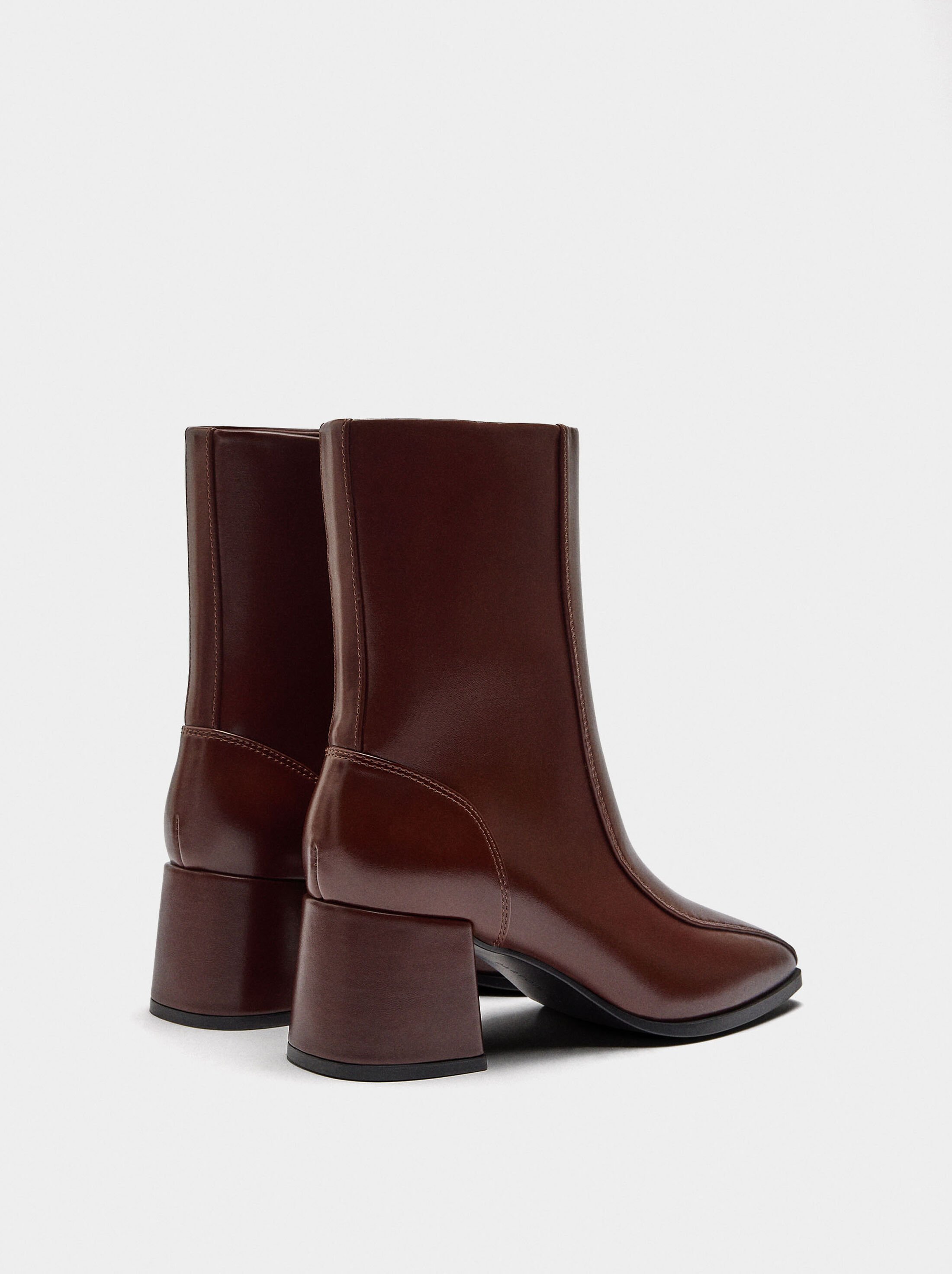 Ankle boots with wide heel image number 3.0