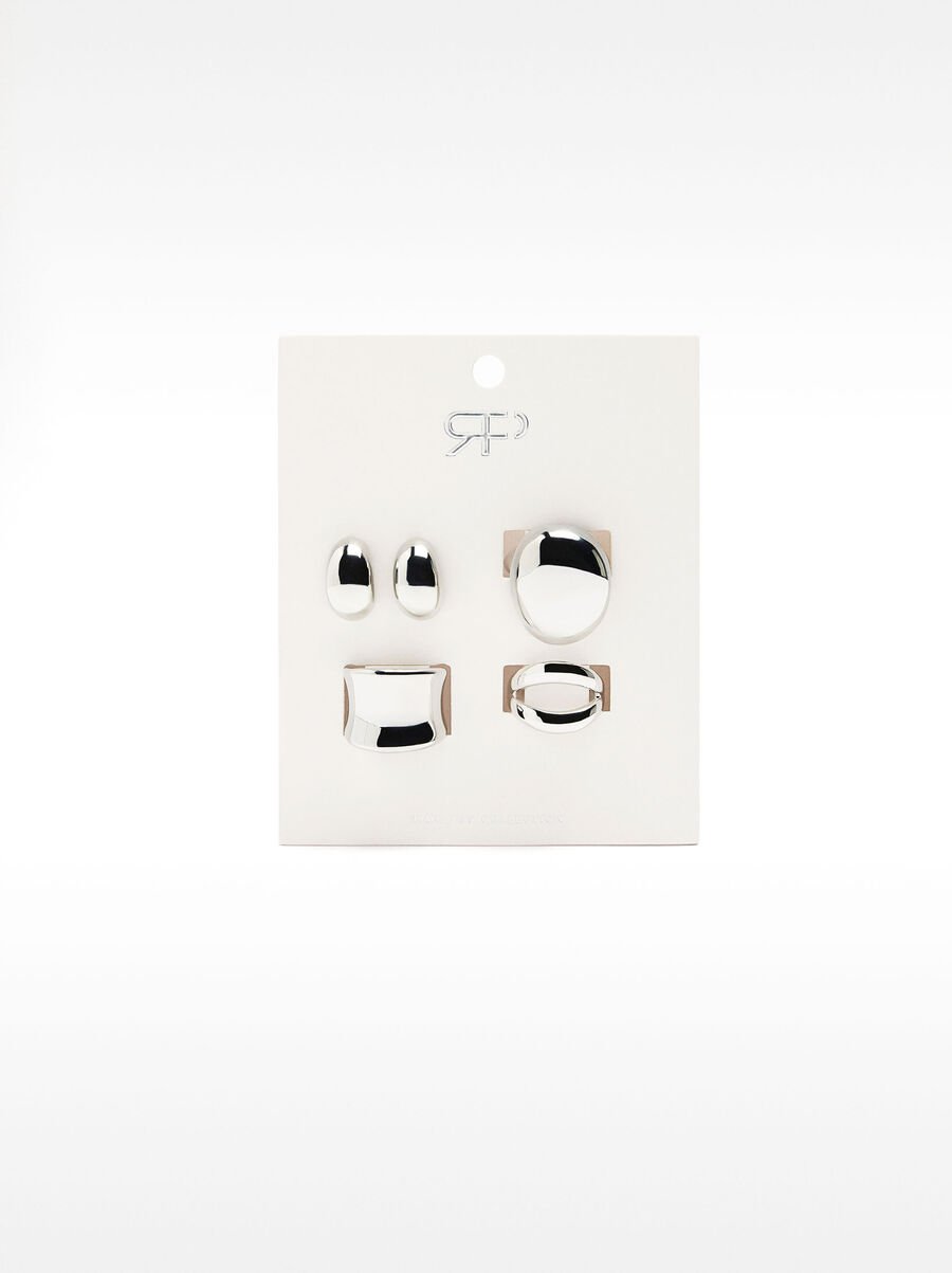 Set of rings with earrings